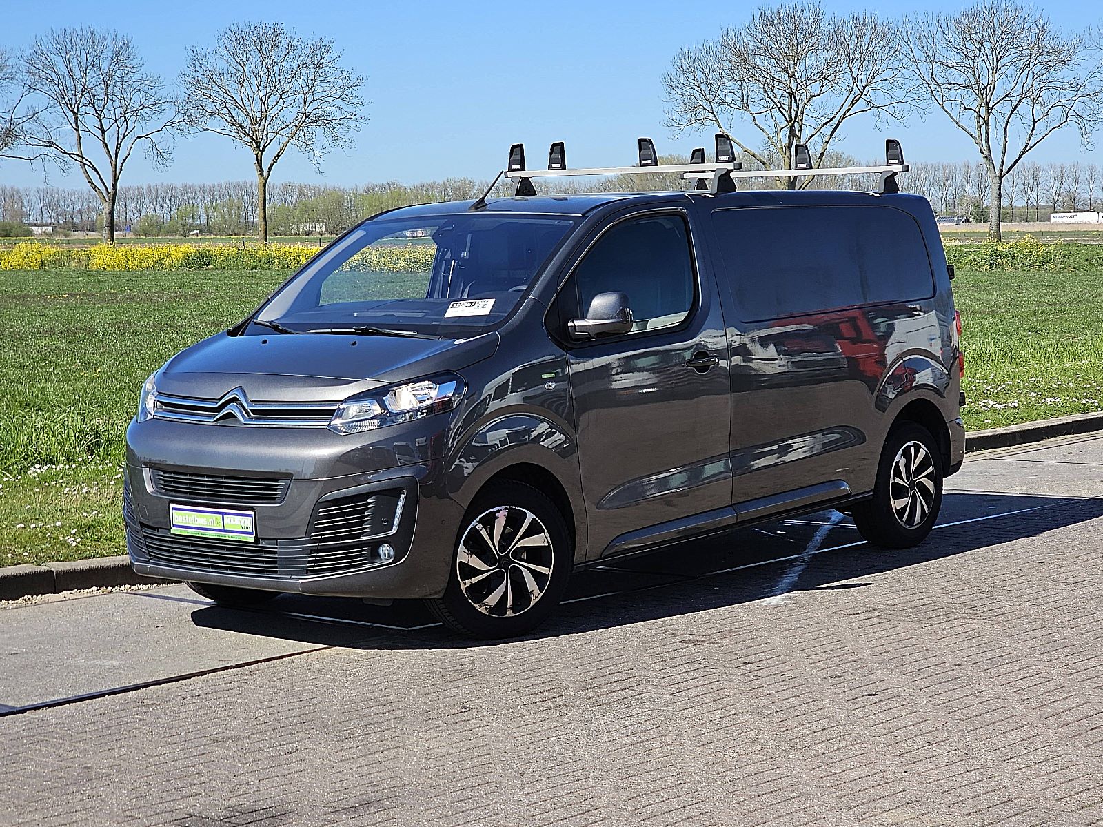Citroën Jumpy – achteraanzicht