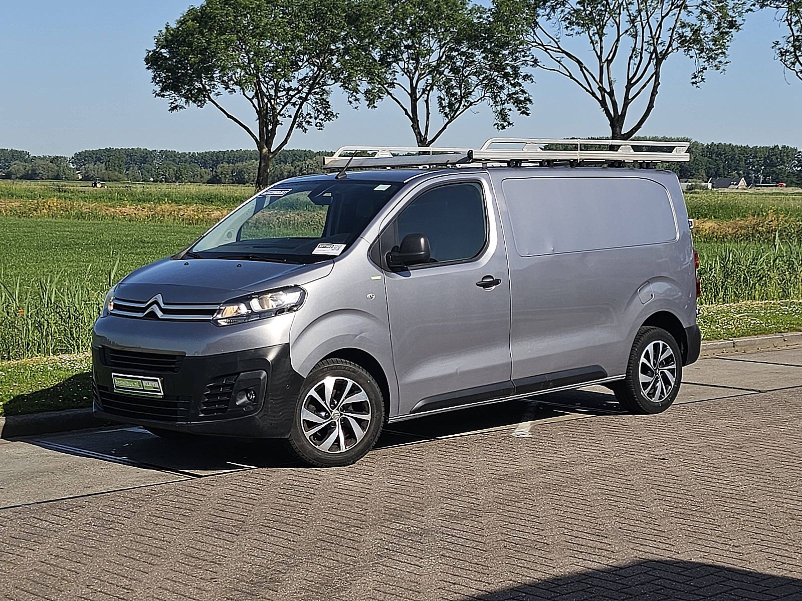 Citroën Jumpy – achteraanzicht