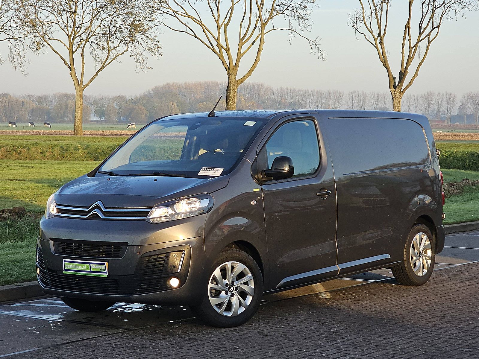 Citroën Jumpy – achteraanzicht