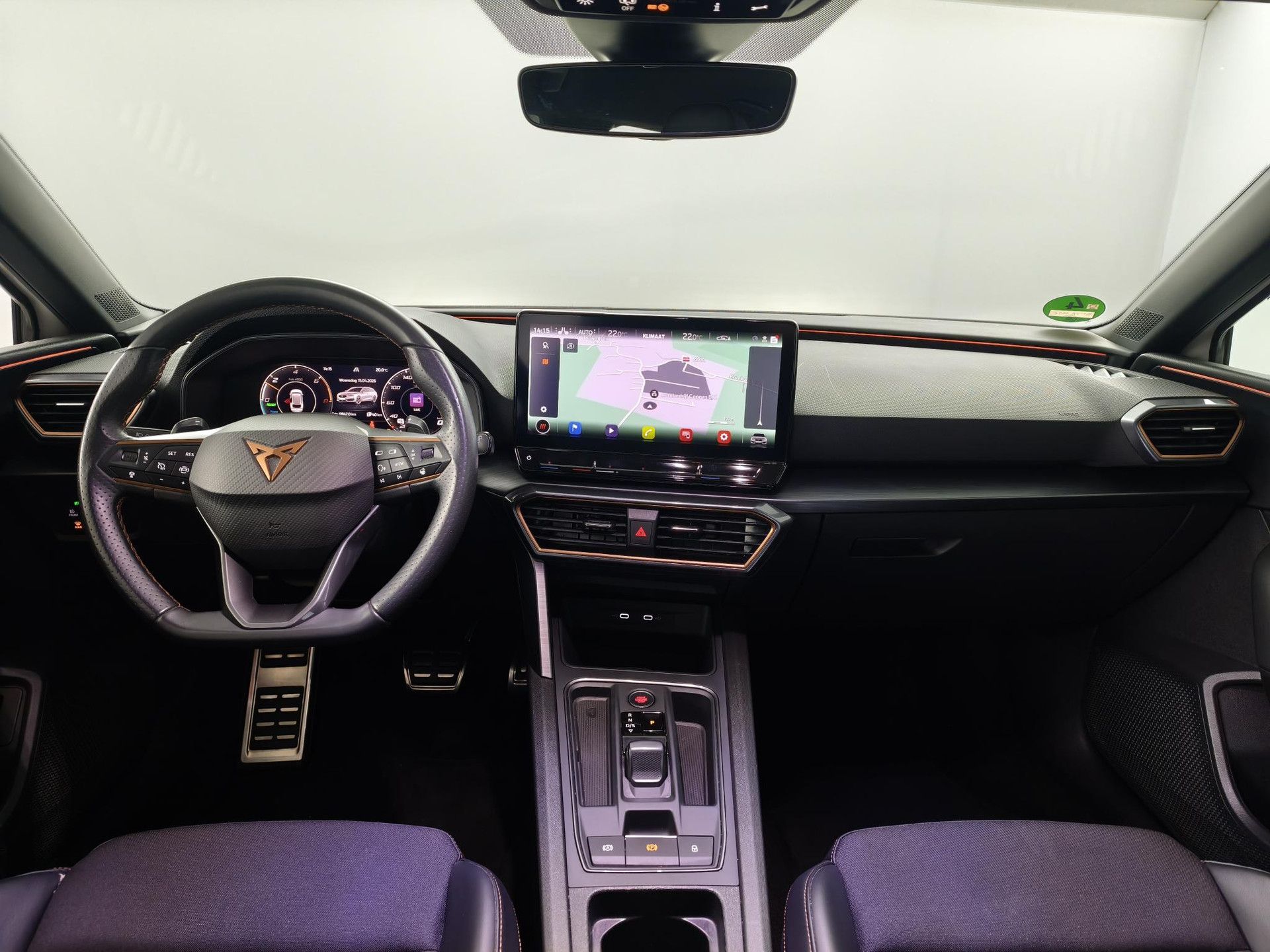 CUPRA LeonSportstourer met kenteken KBT-38-G – interieur