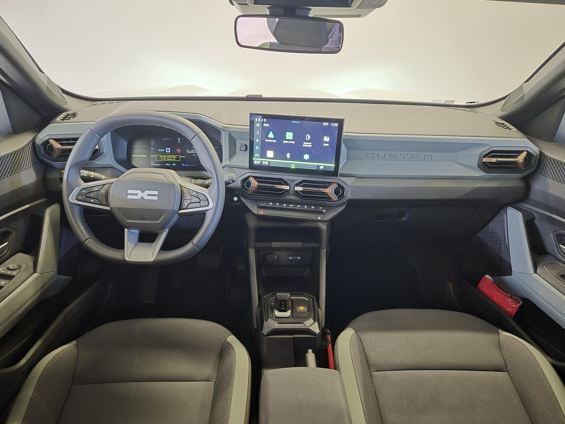 Dacia Duster met kenteken HNJ-64-V – interieur