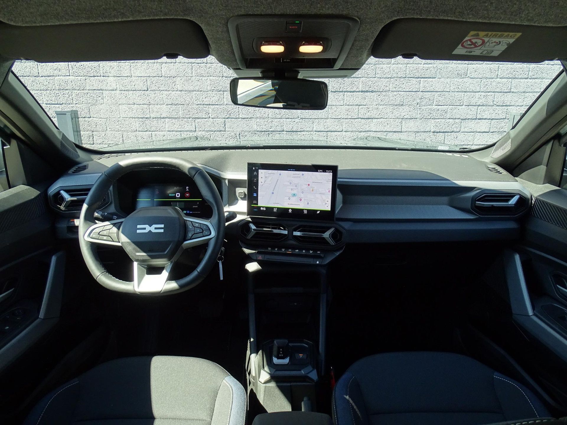 Dacia Duster met kenteken KLB-59-Z – interieur