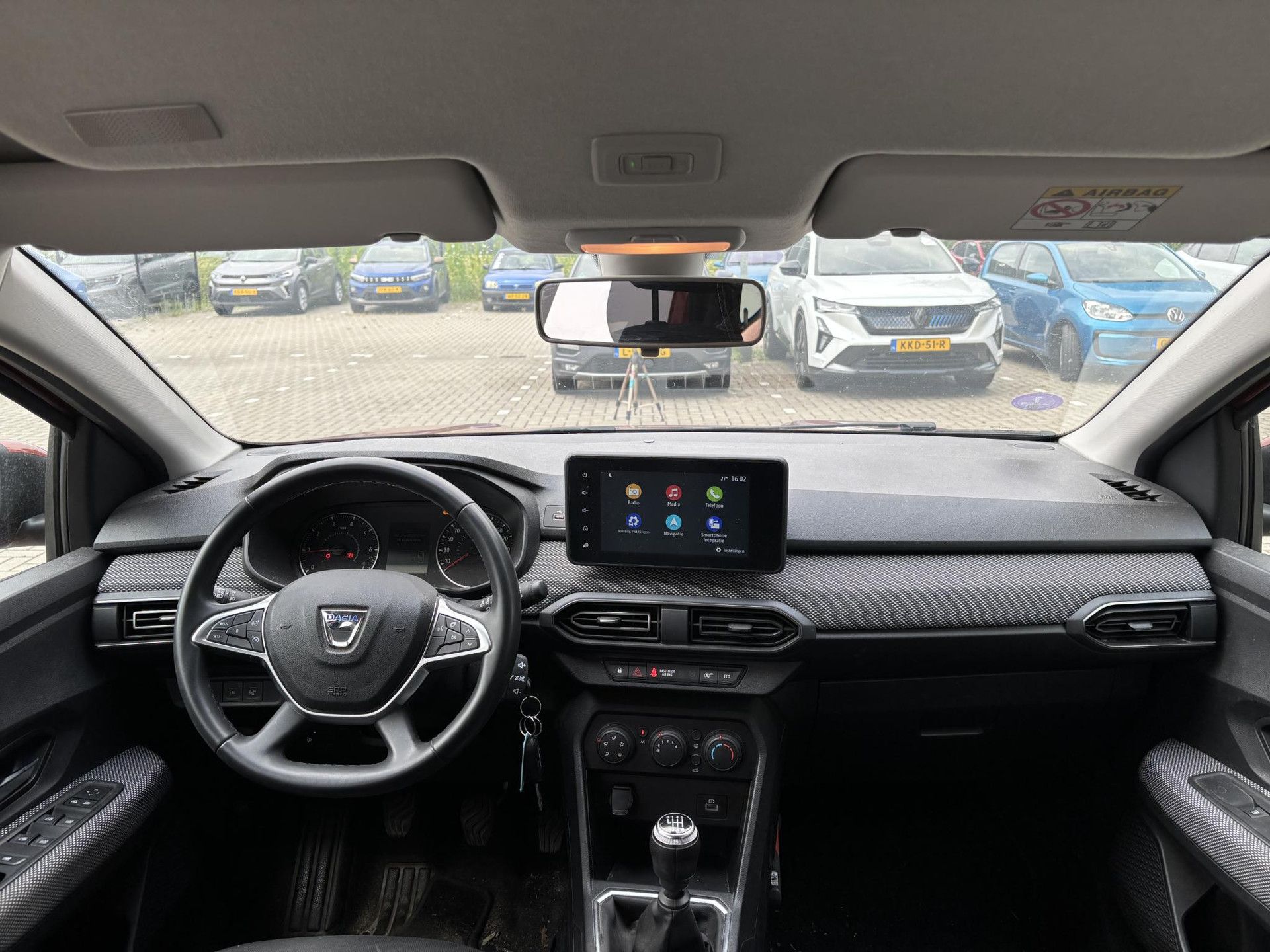 Dacia Jogger met kenteken R-164-HB – interieur