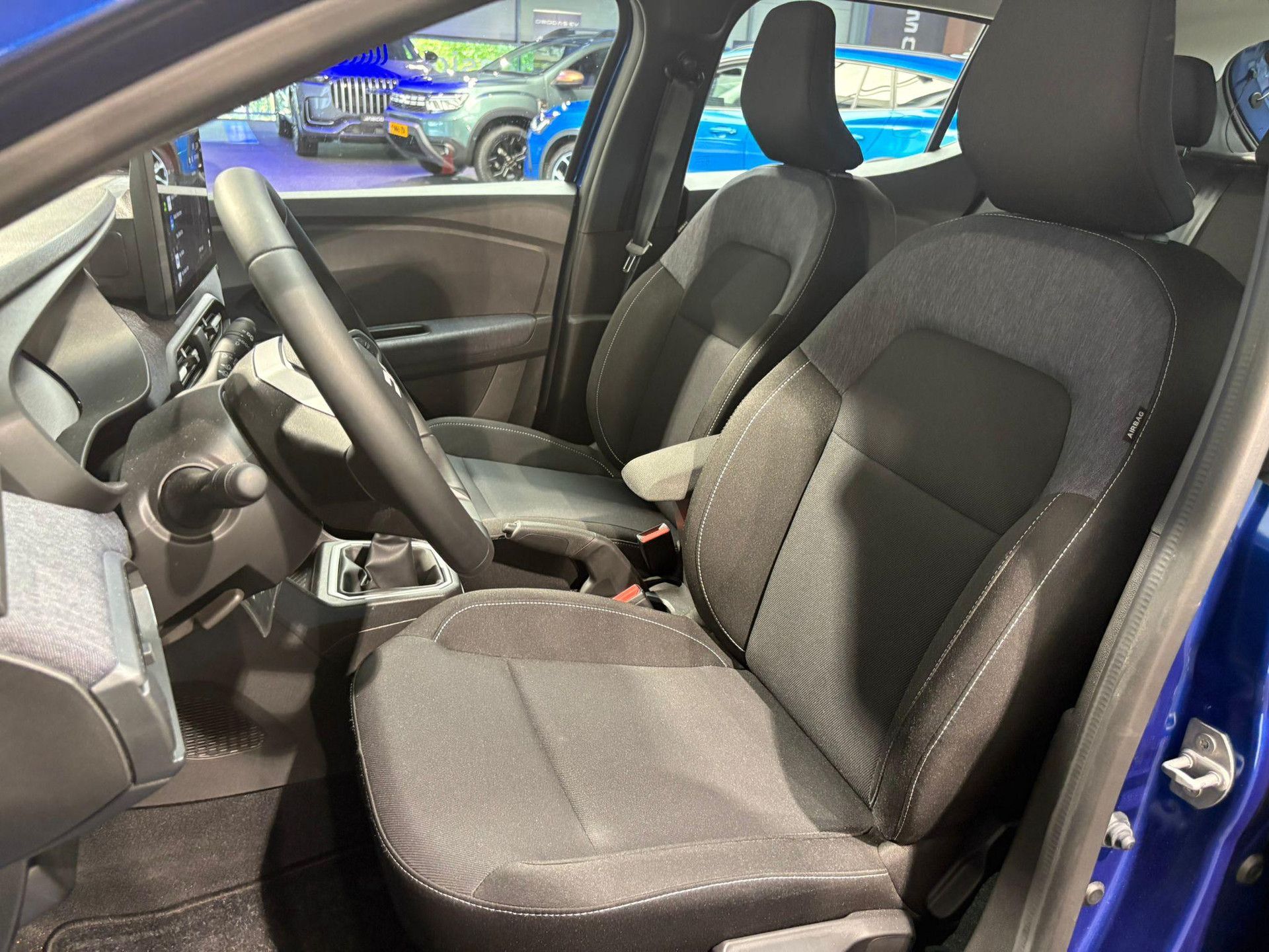 Dacia Sandero met kenteken JVR-53-K – detailfoto