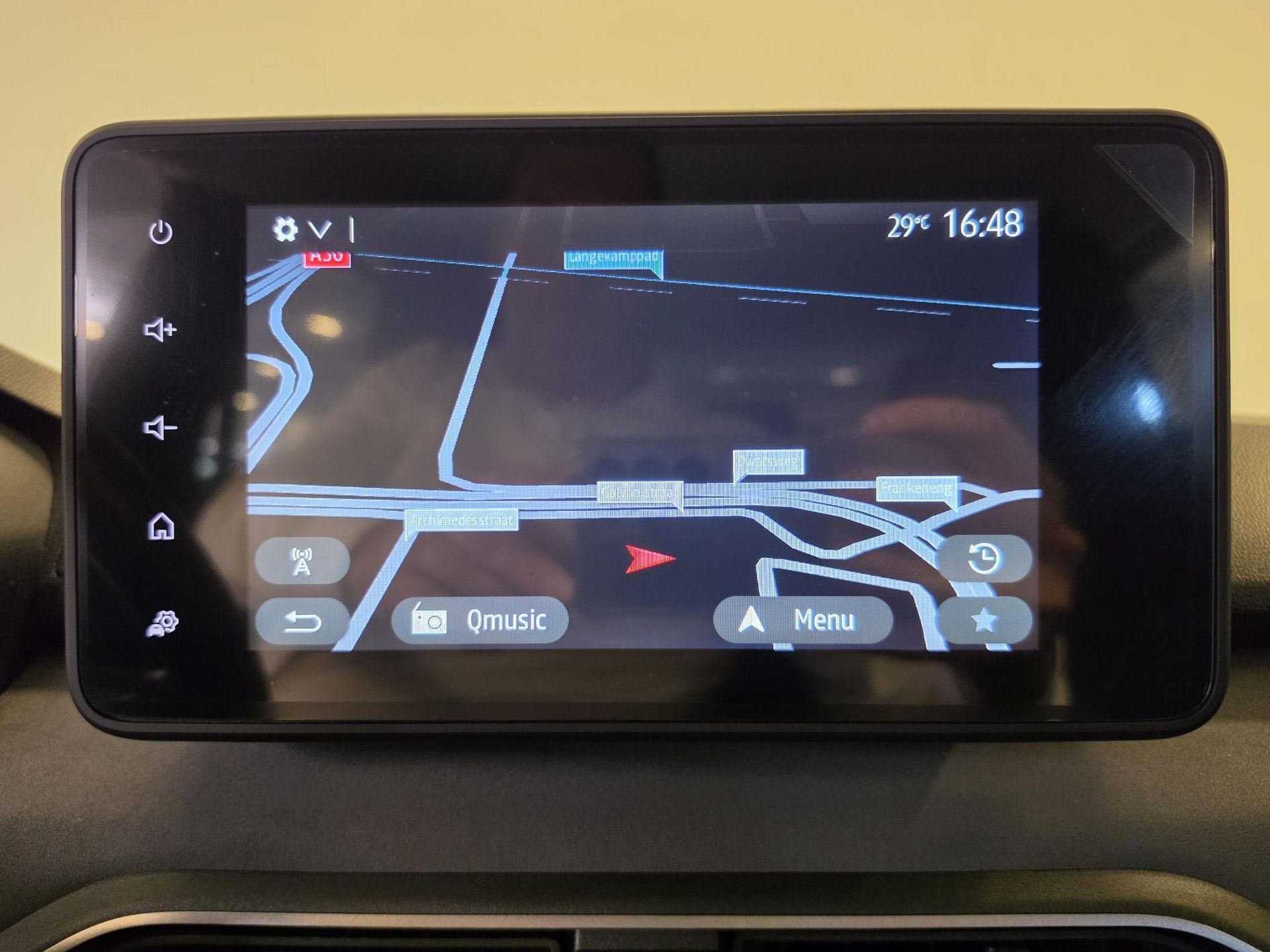 Dacia SanderoStepway met kenteken GJR-52-Z – interieur