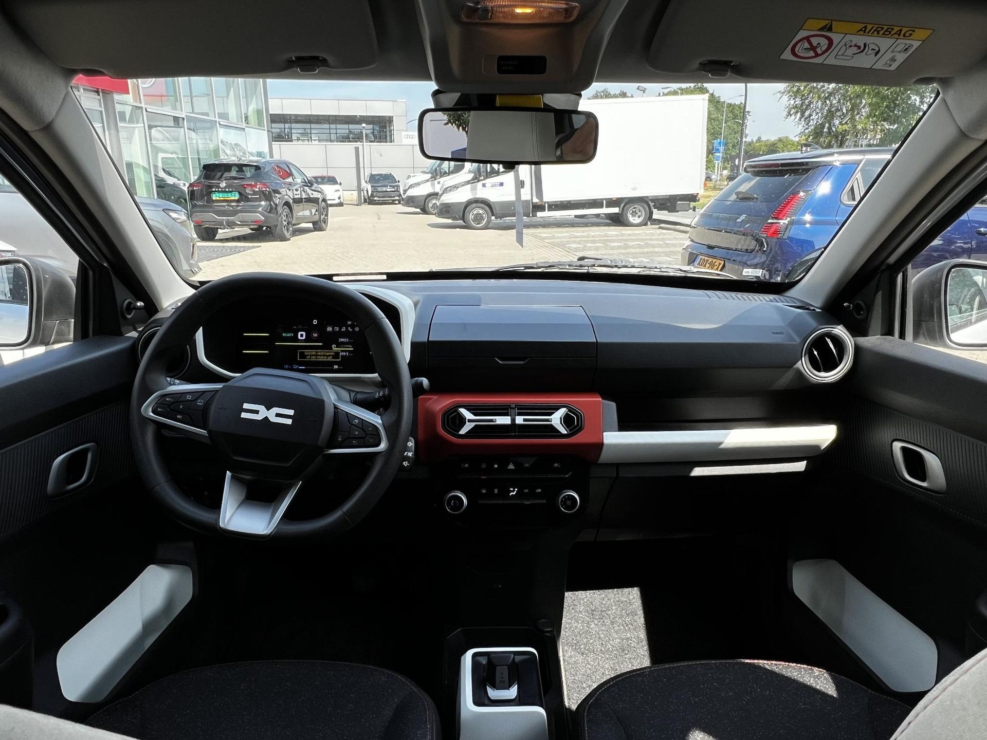 Dacia Spring met kenteken HGX-71-X – interieur