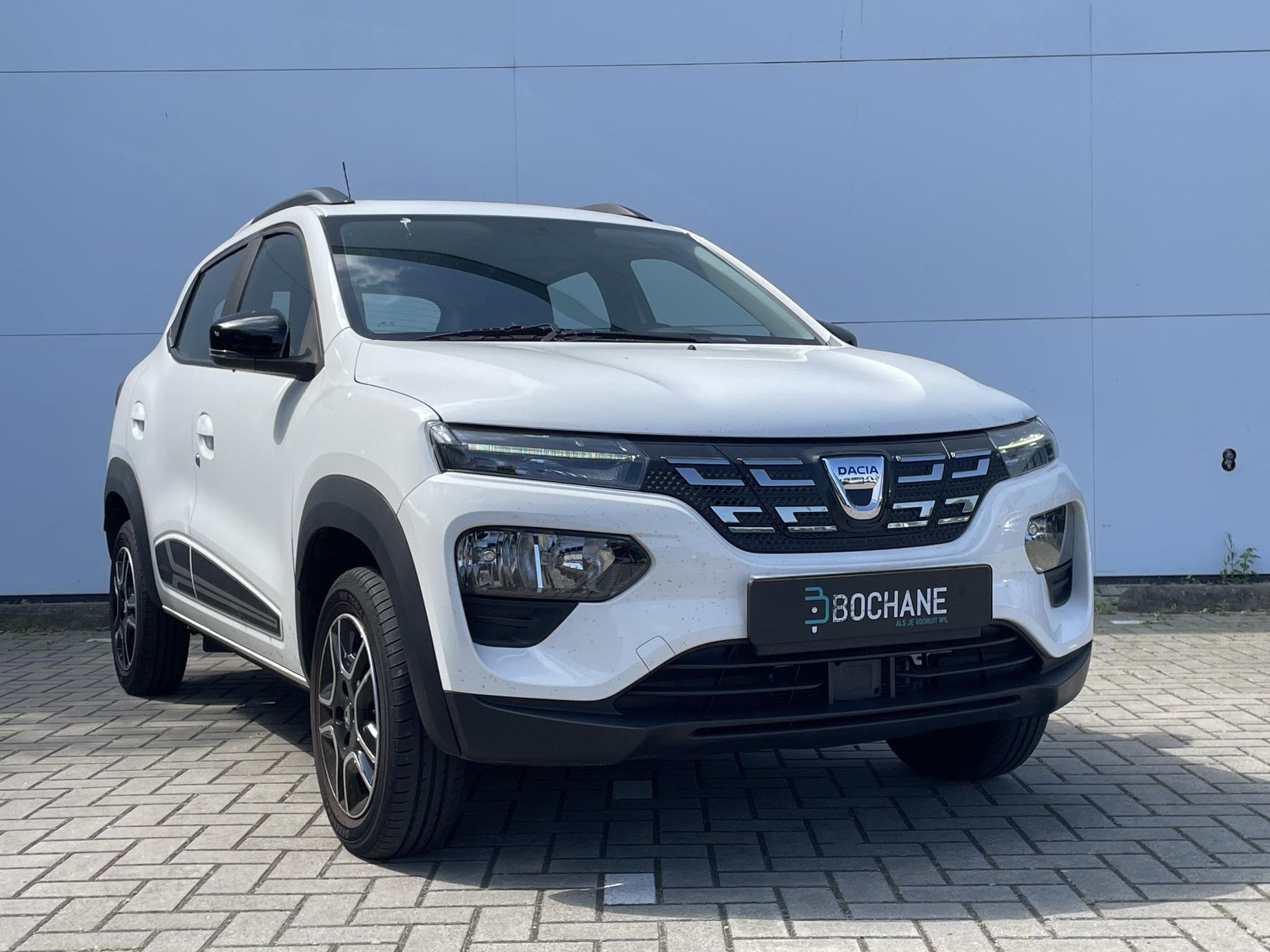 Dacia Spring met kenteken P-535-SP – detailfoto