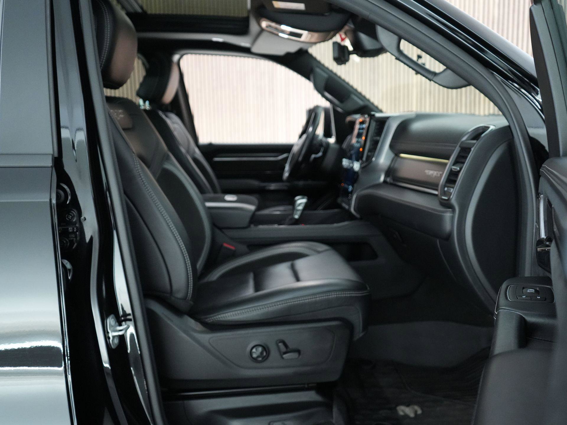 Dodge Ram – dashboard