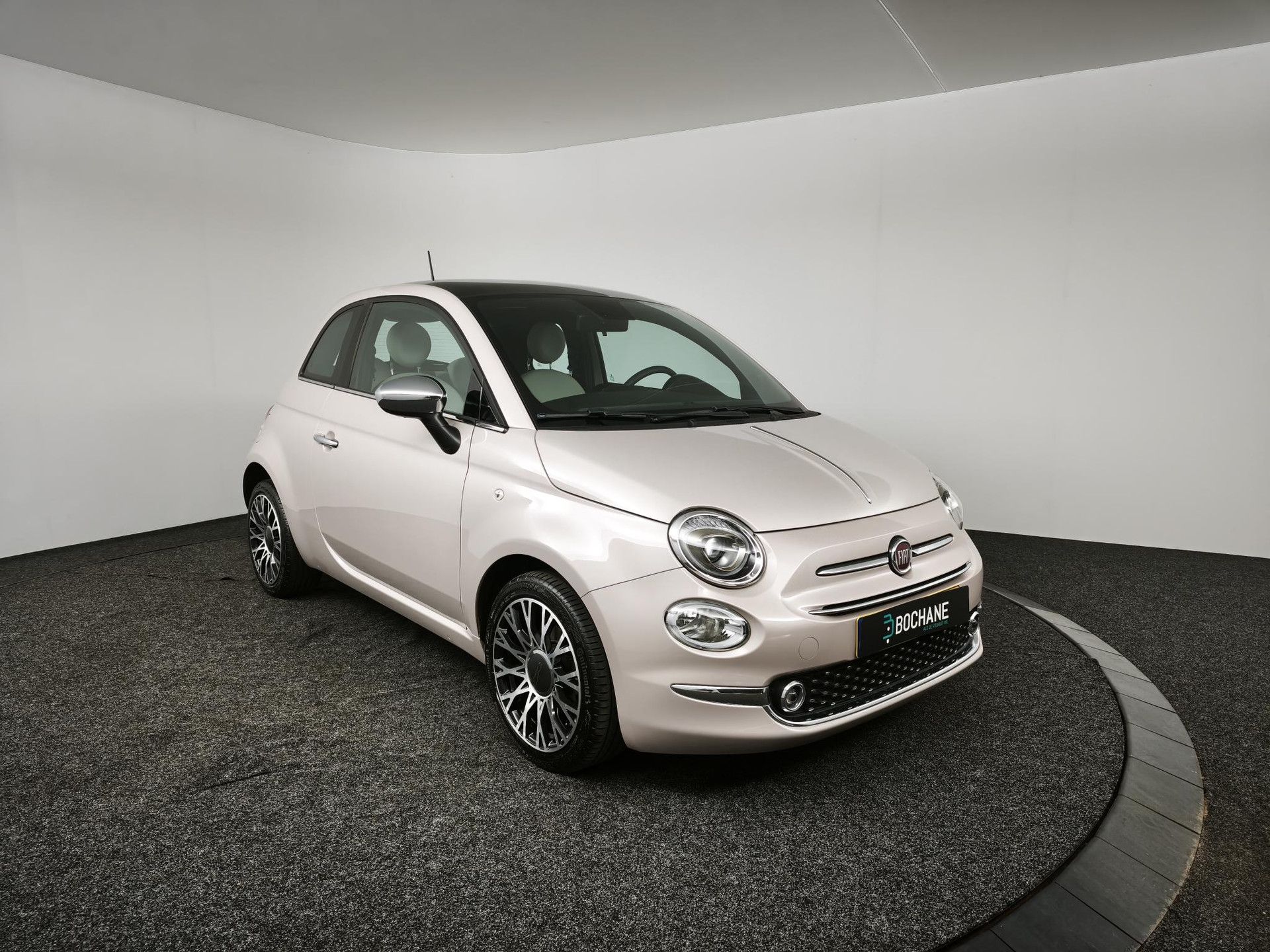 Fiat 500 met kenteken H-441-ZB – detailfoto