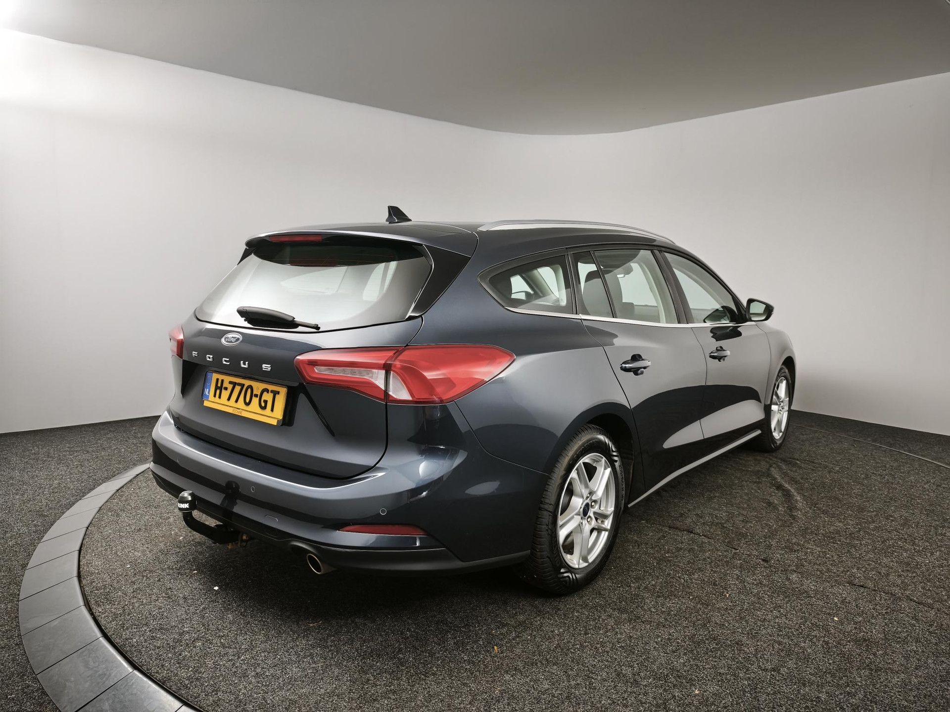 Ford Focus met kenteken H-770-GT – achteraanzicht