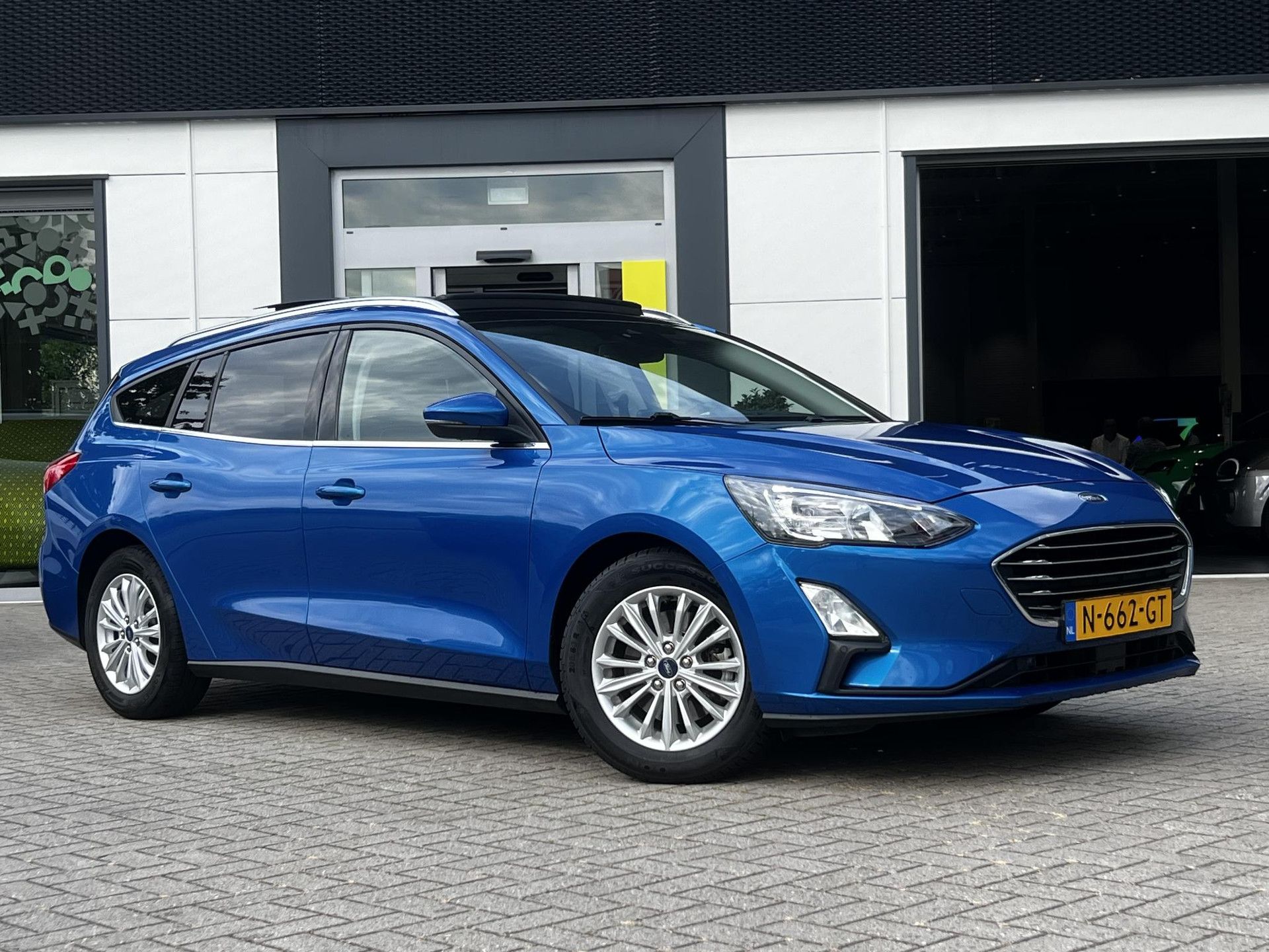 Ford Focus met kenteken N-662-GT – detailfoto