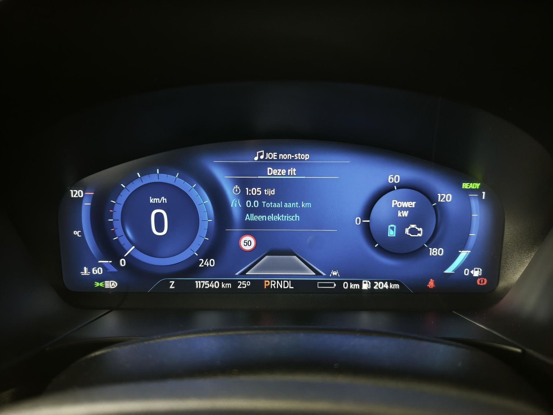 Ford Kuga met kenteken KPL-03-D – dashboard