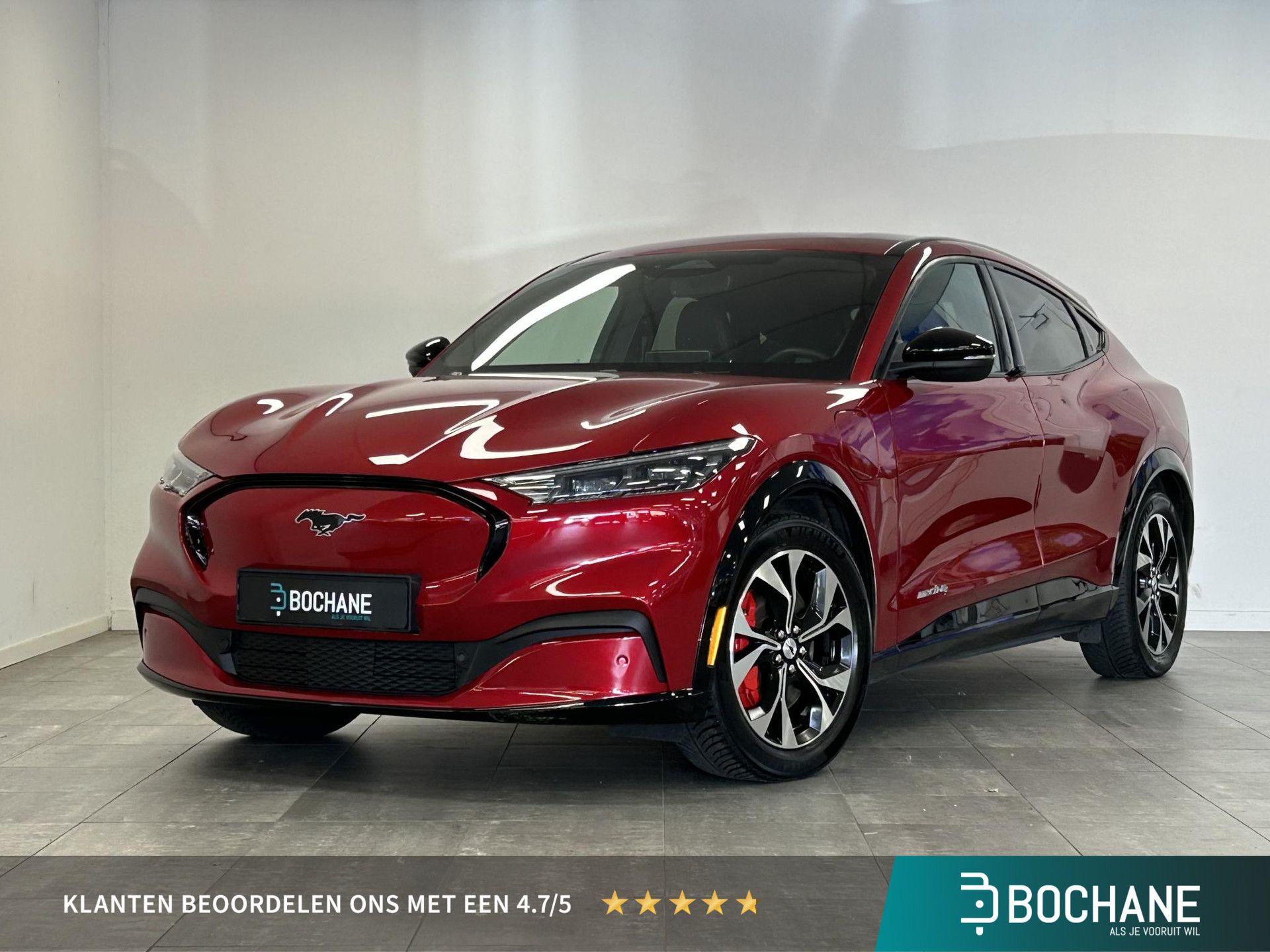 Ford MustangMach-E met kenteken N-603-GT – vooraanzicht