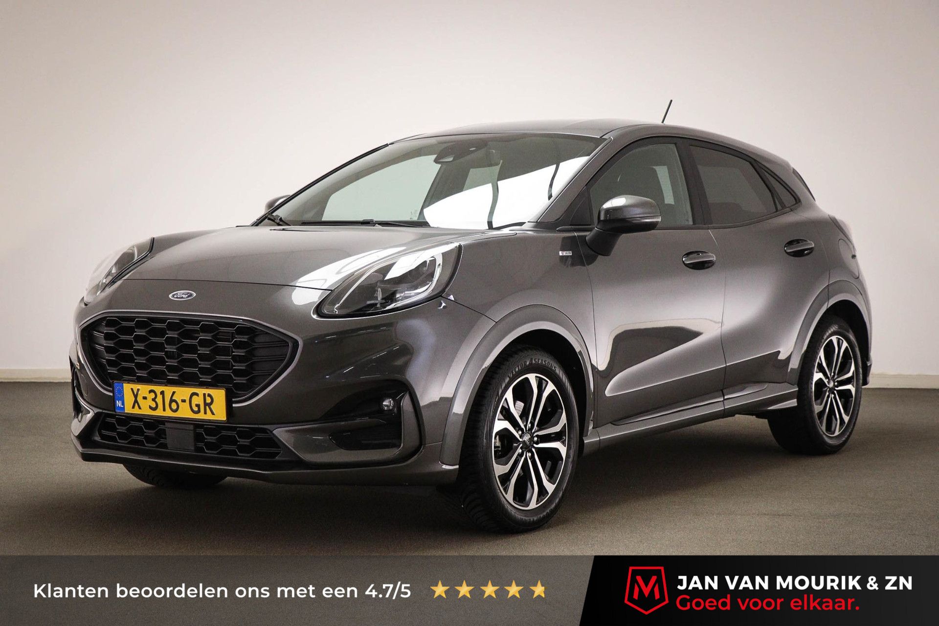 Ford Puma met kenteken X-316-GR – vooraanzicht