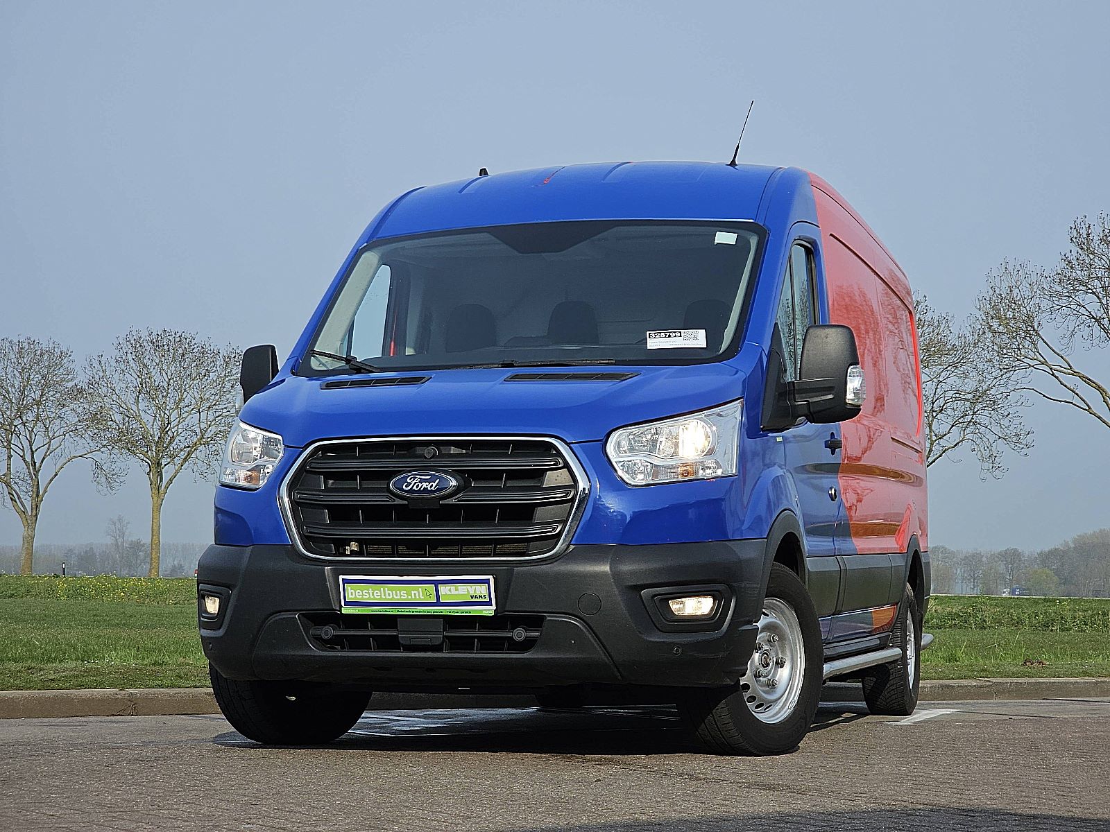Ford Transit – vooraanzicht
