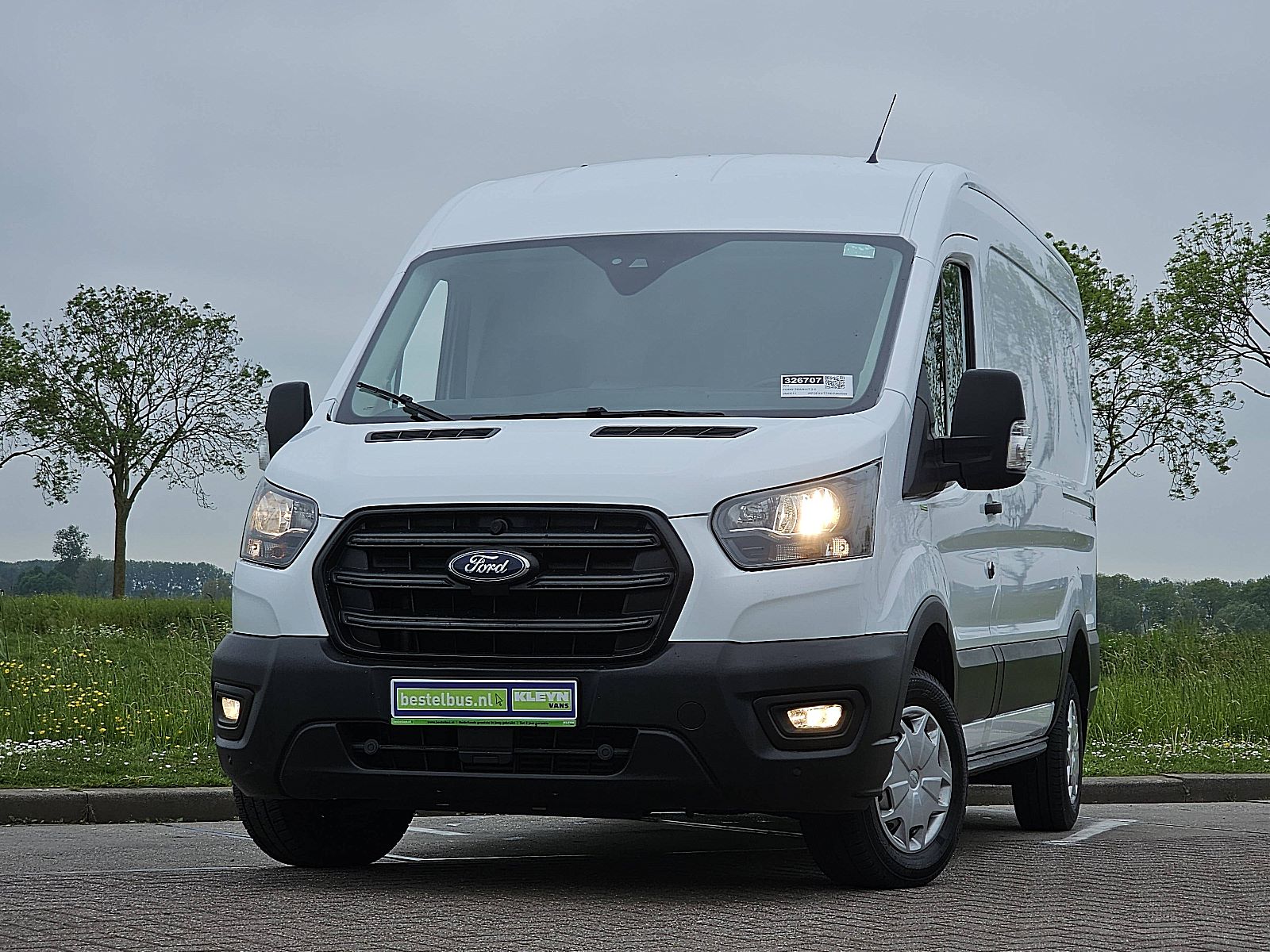 Ford Transit – vooraanzicht