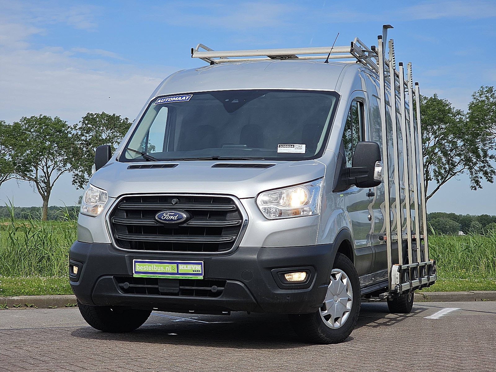Ford Transit – vooraanzicht