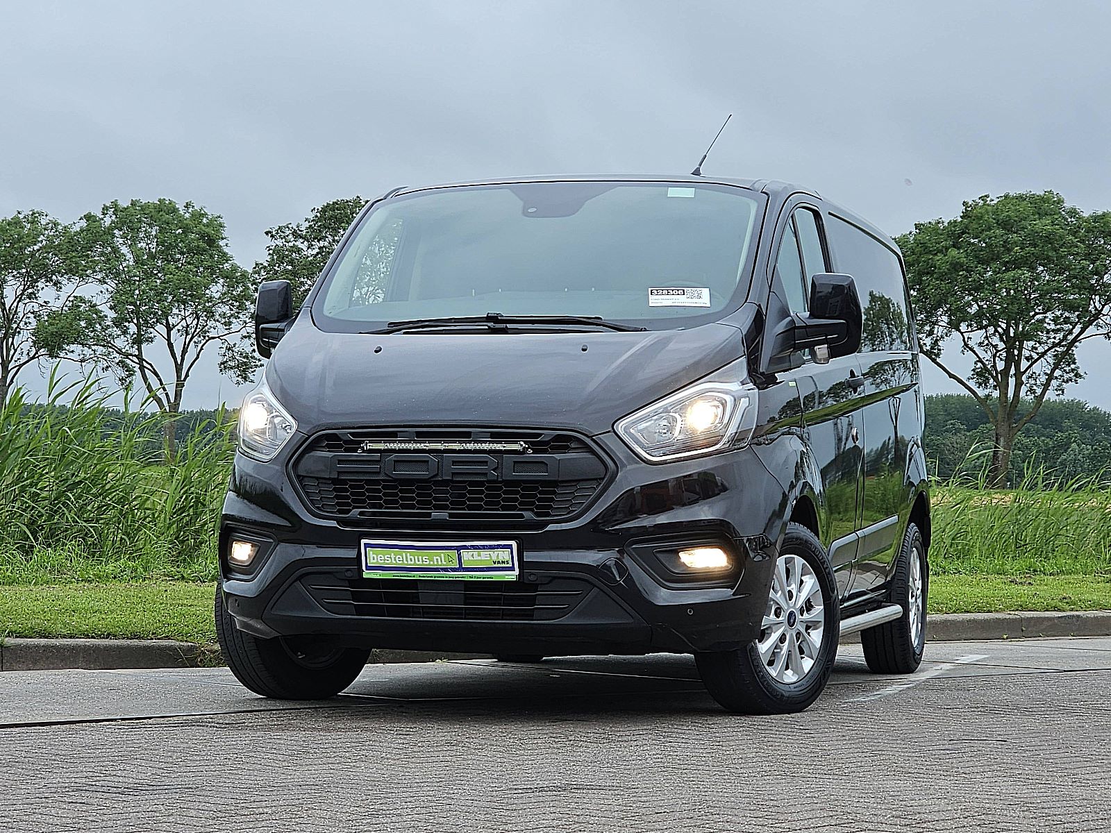 Ford Transit – vooraanzicht