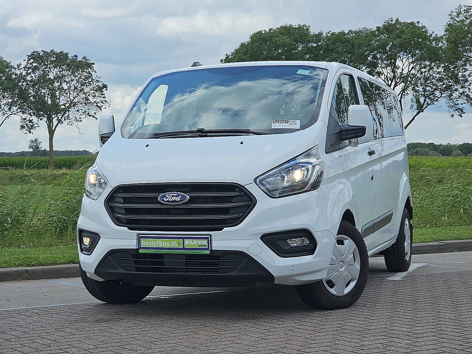Ford Transit – vooraanzicht