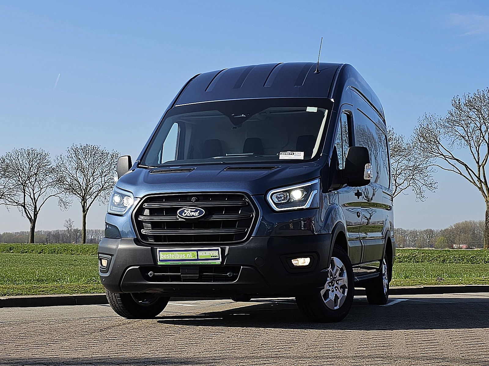 Ford Transit – vooraanzicht