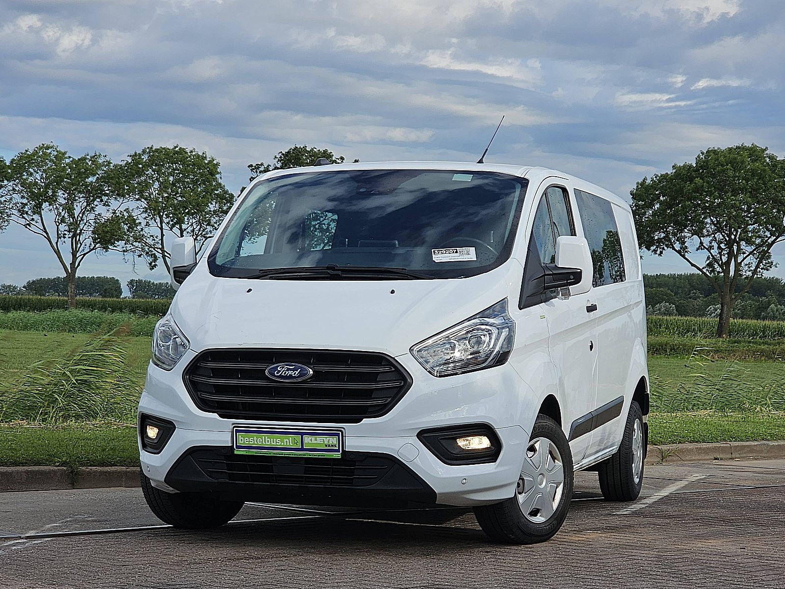 Ford Transit – vooraanzicht