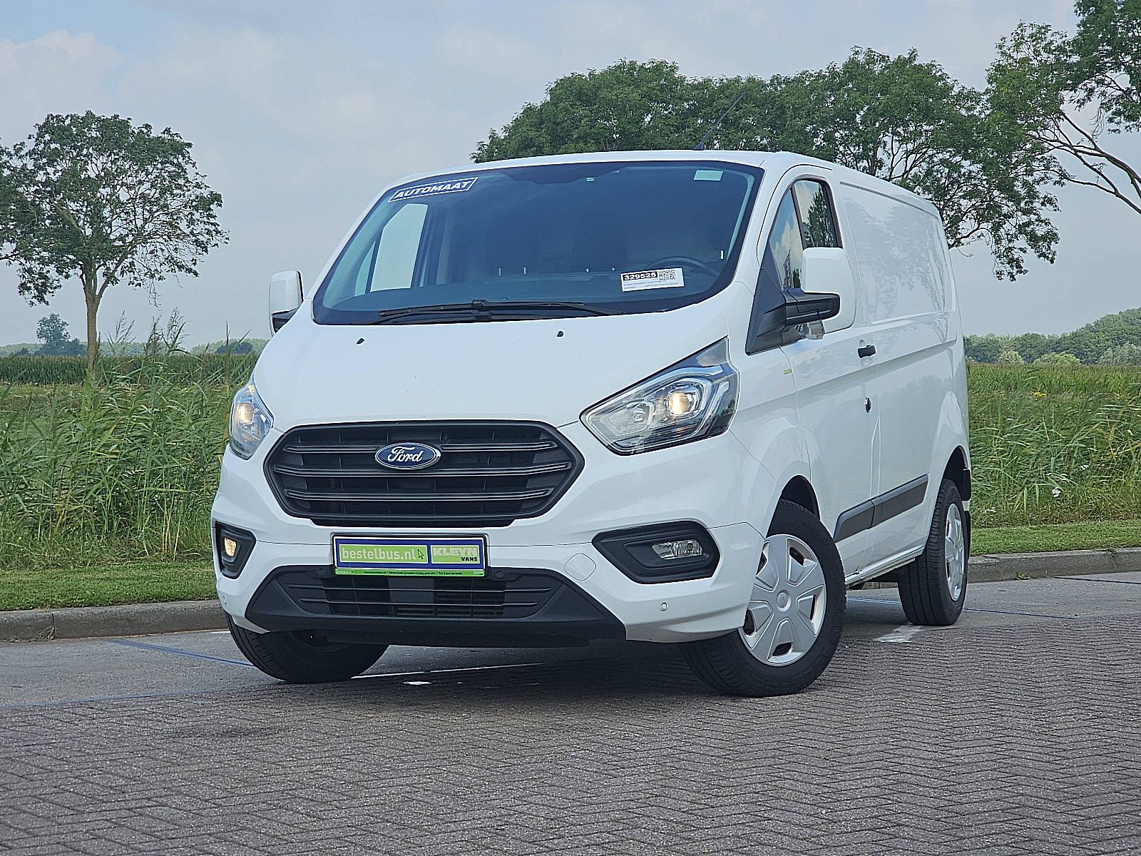 Ford Transit – vooraanzicht