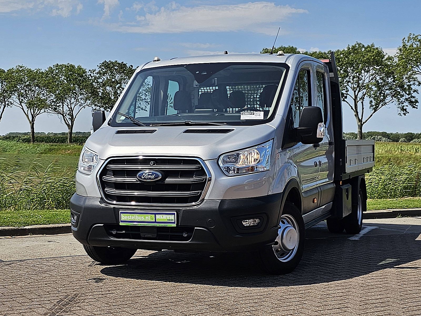 Ford Transit – vooraanzicht