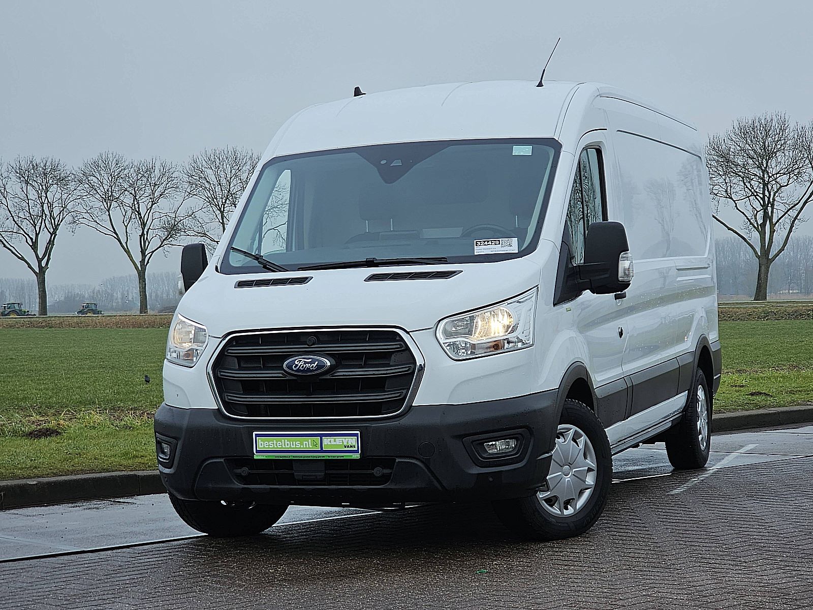 Ford Transit – vooraanzicht