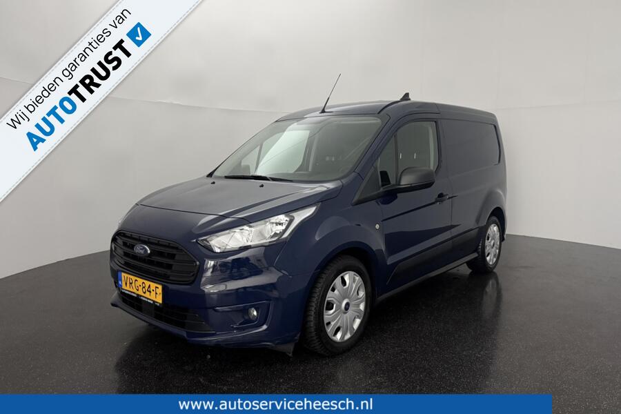 Ford Transit met kenteken VRG-84-F – vooraanzicht
