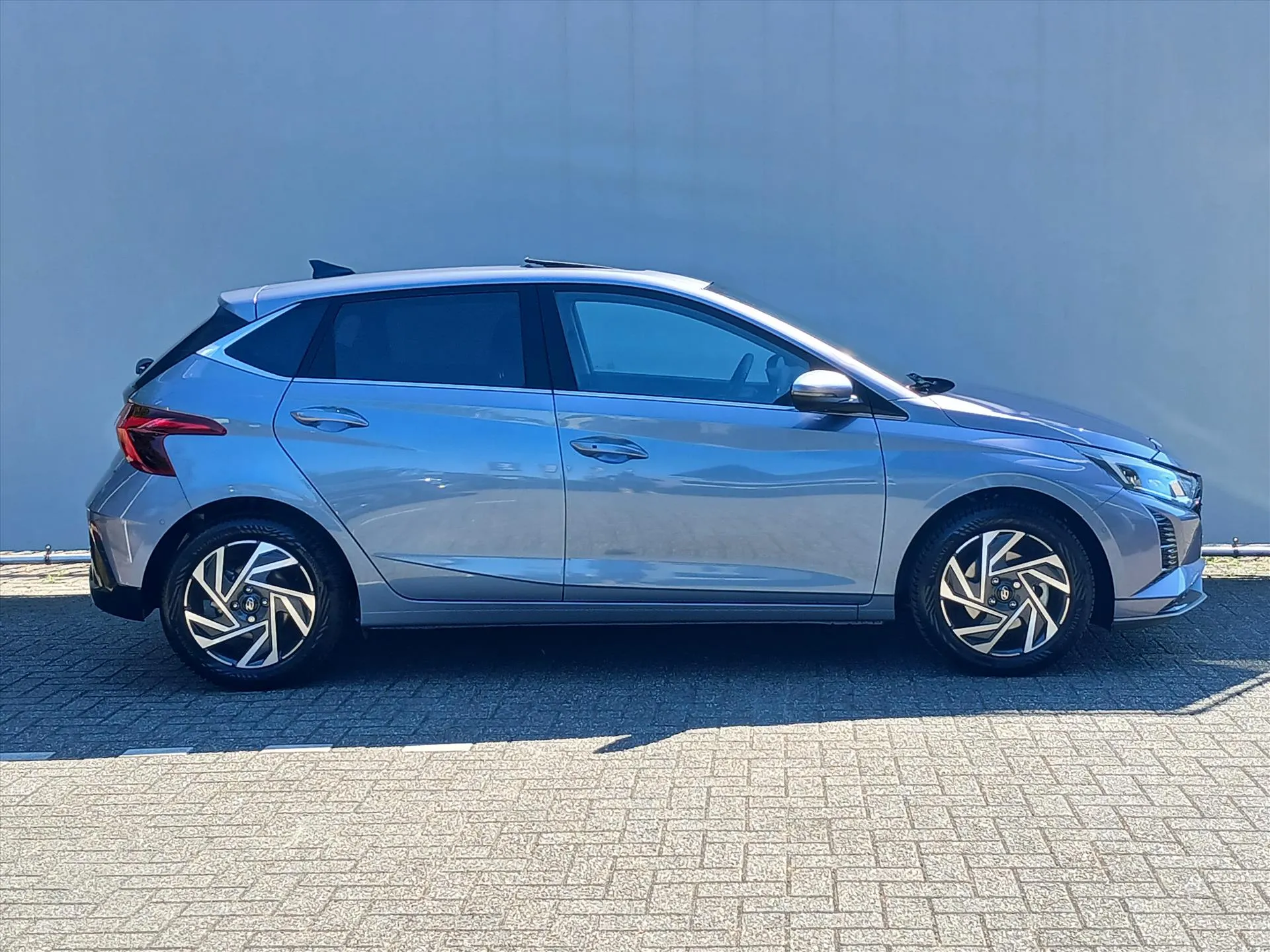Hyundai i20 met kenteken JGH-08-H – dashboard