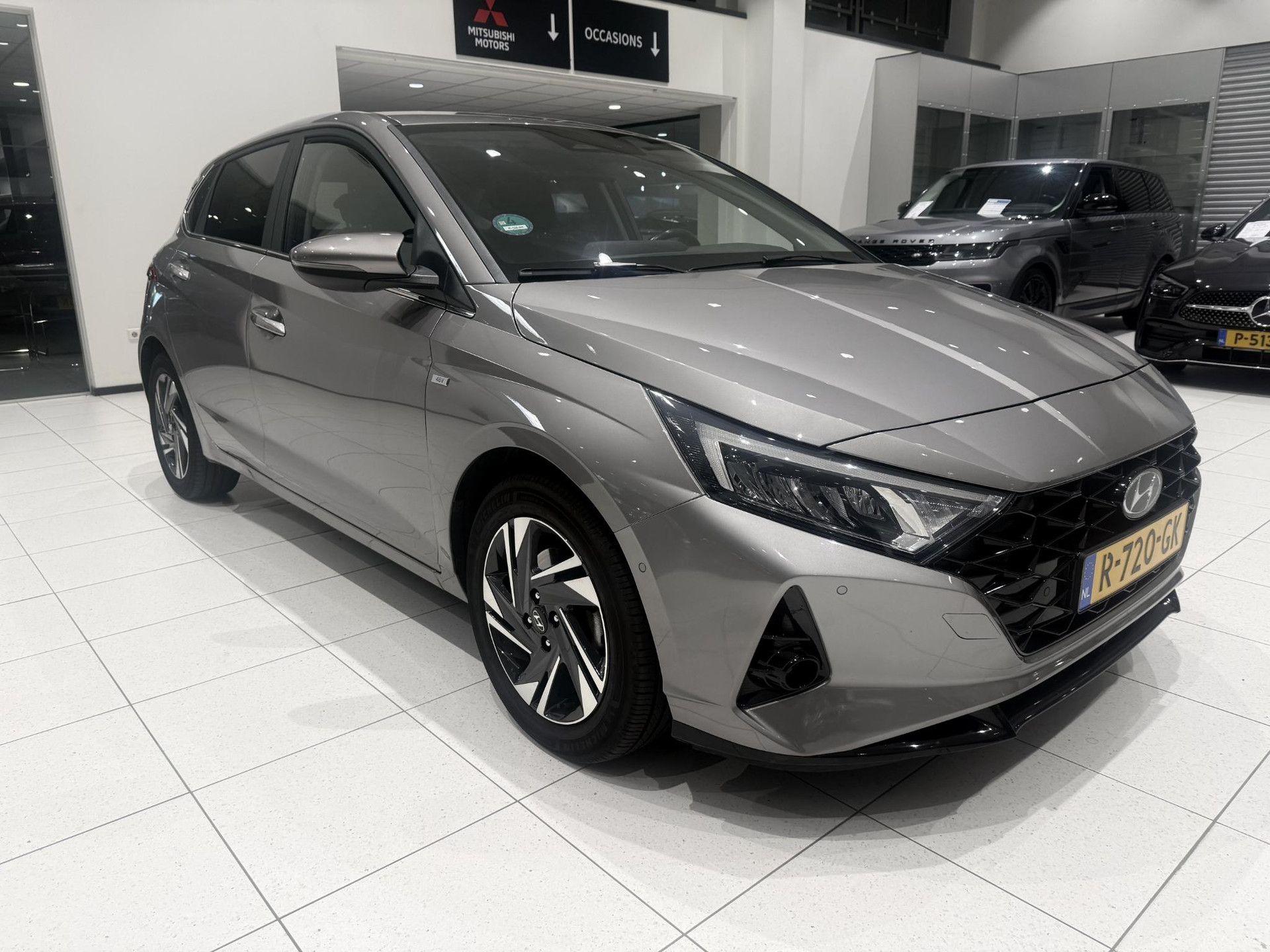 Hyundai i20 met kenteken R-720-GK – detailfoto