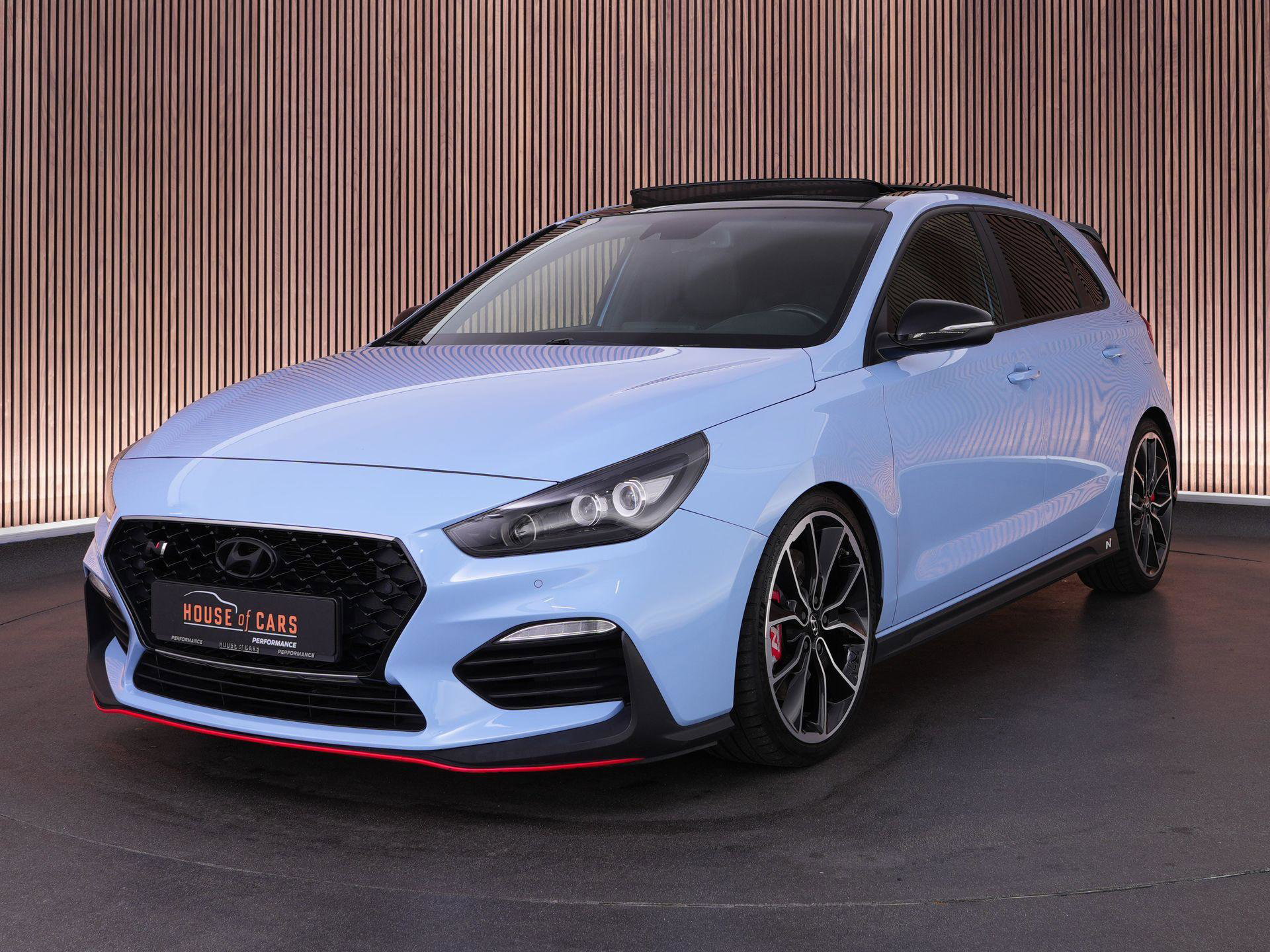 Hyundai i30 met kenteken HZF-53-S – vooraanzicht