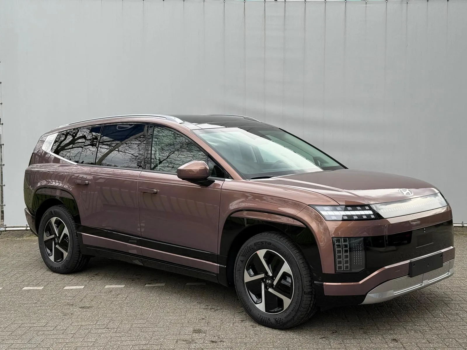 Hyundai IONIQ9 met kenteken 76529 – interieur