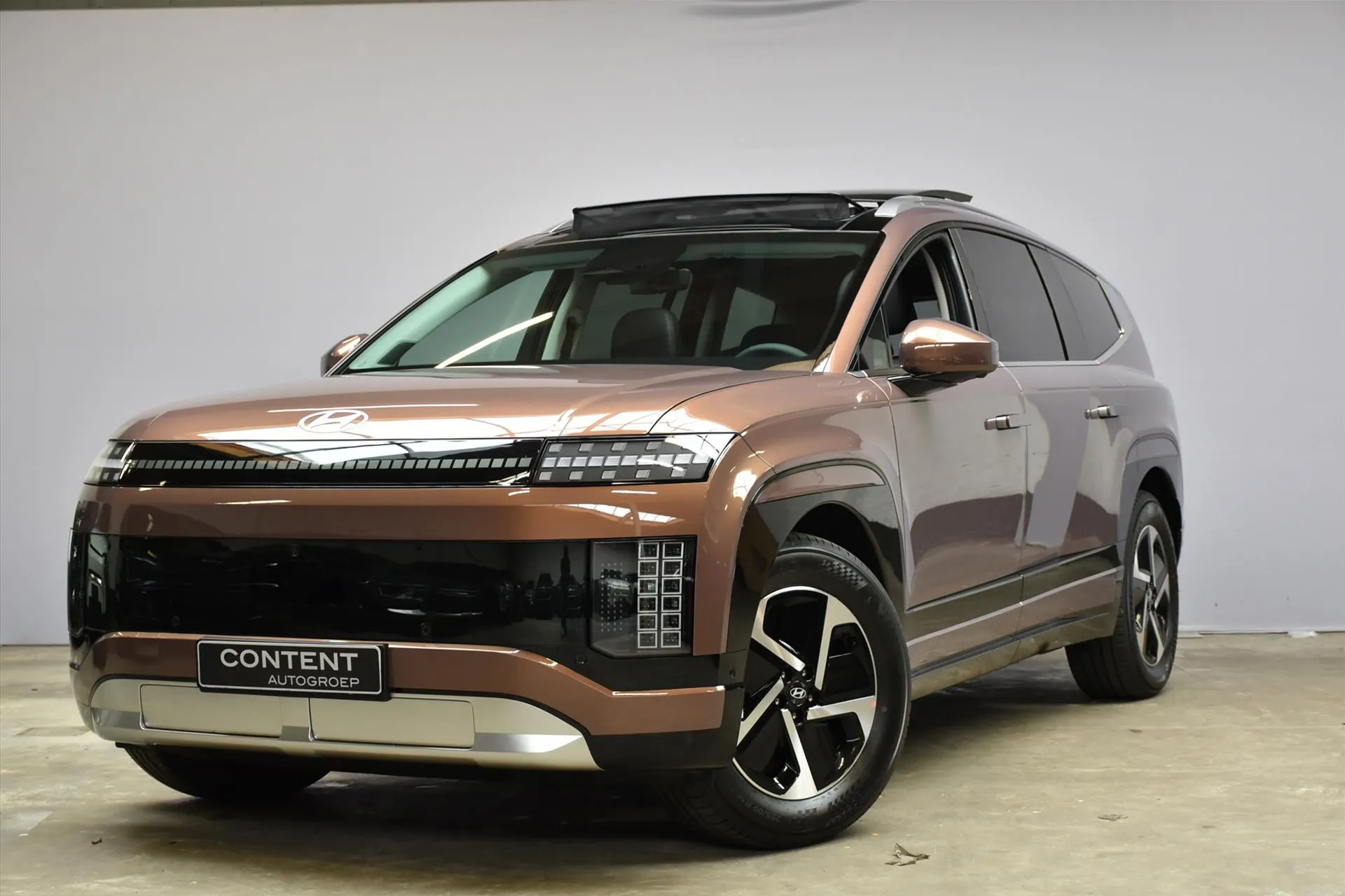 Hyundai IONIQ9 met kenteken 76909 – vooraanzicht