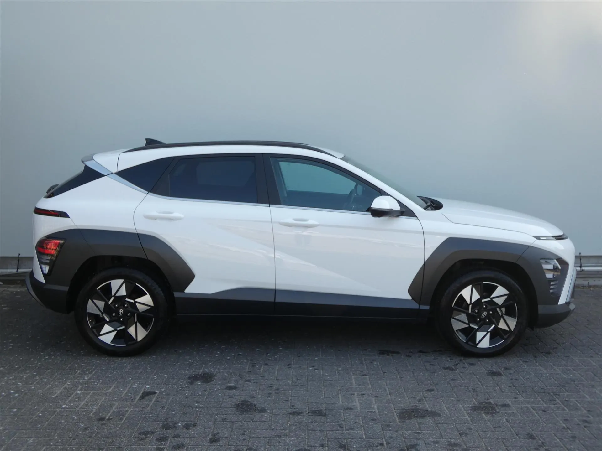 Hyundai Kona met kenteken HKR-09-D – dashboard