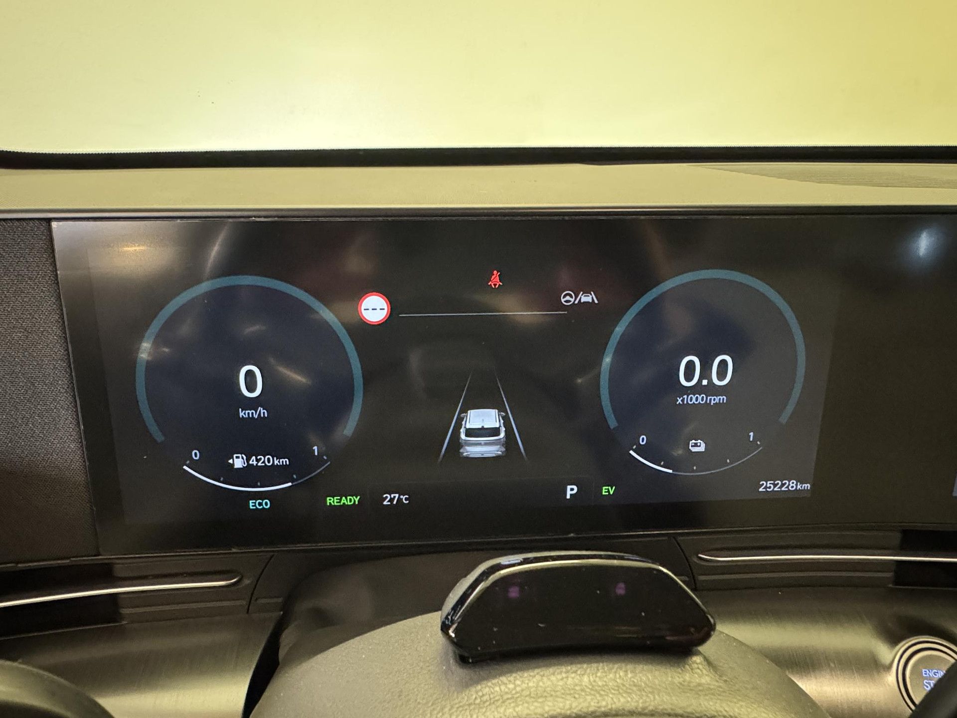 Hyundai Kona met kenteken KGP-78-H – dashboard