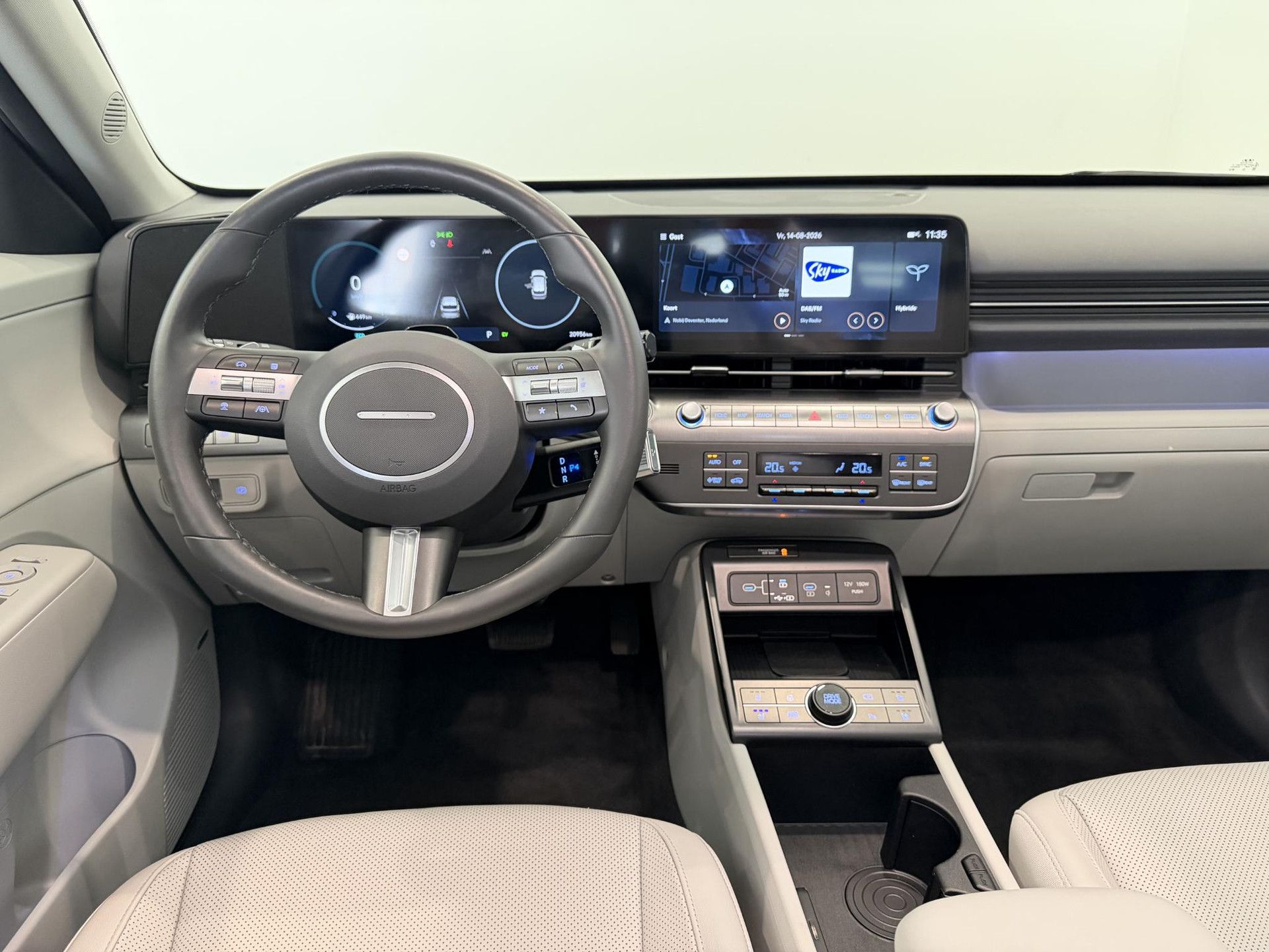 Hyundai Kona met kenteken KGR-68-P – interieur