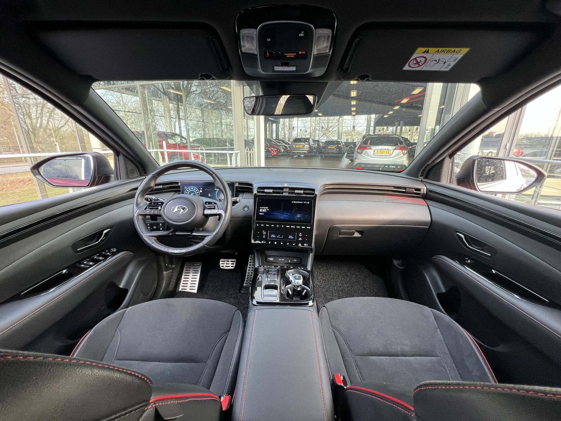 Hyundai Tucson met kenteken T-543-JN – dashboard