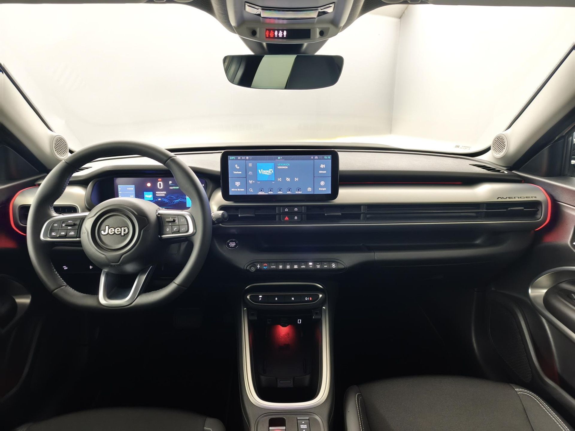 Jeep Avenger met kenteken KPN-57-V – interieur