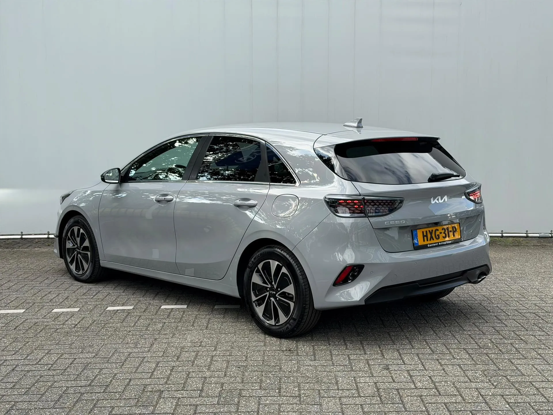 Kia Ceed met kenteken HXG-31-P – interieur
