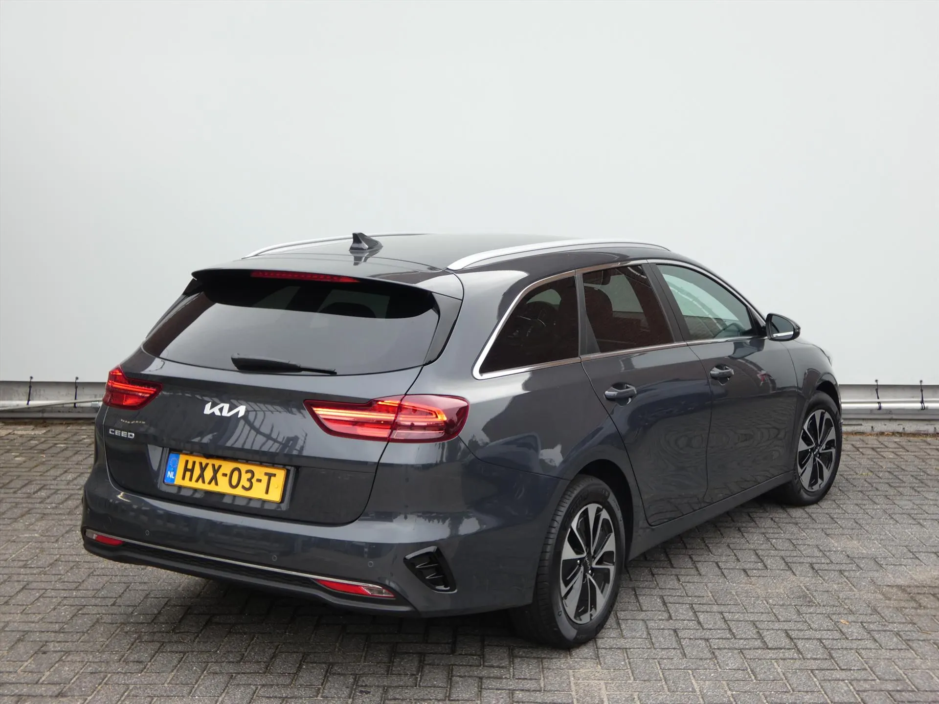 Kia CeedSportswagon met kenteken HXX-03-T – detailfoto