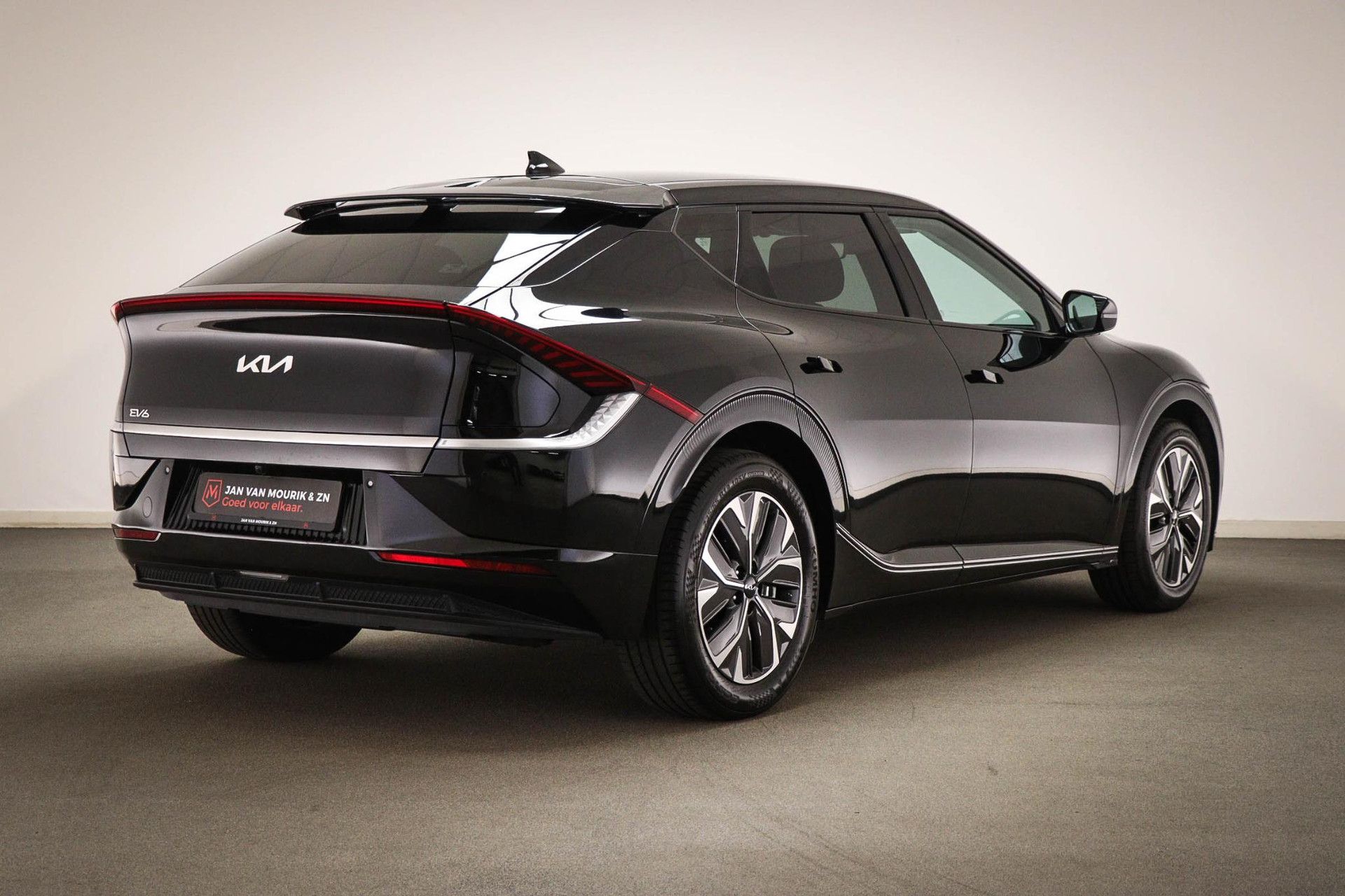 Kia EV6 met kenteken KSF-67-J – achteraanzicht