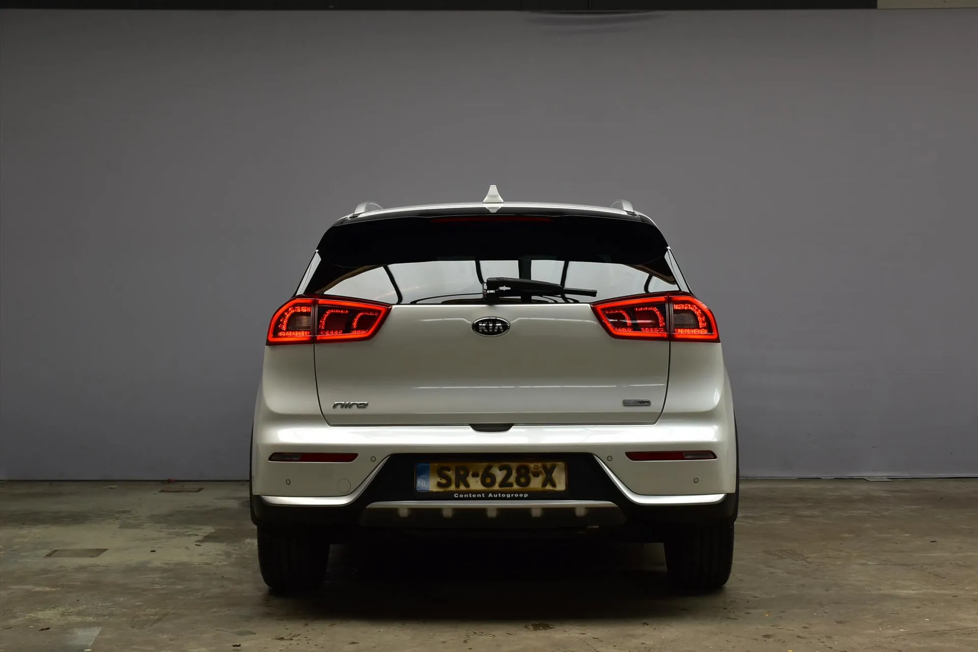 Kia Niro met kenteken SR-628-X – detailfoto