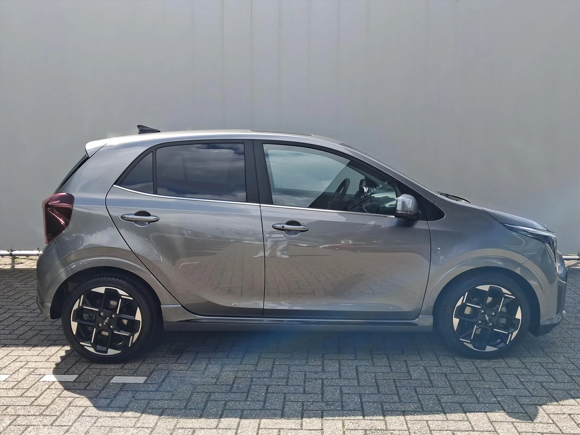 Kia Picanto met kenteken HNN-88-F – detailfoto