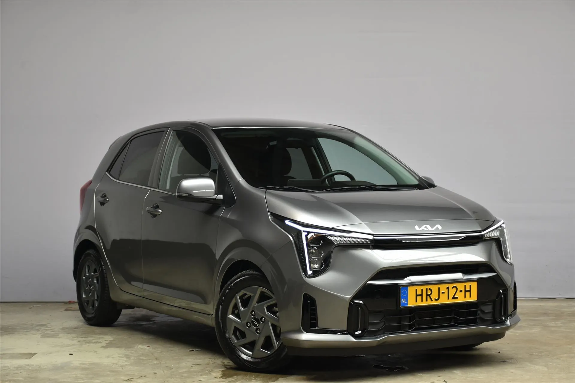 Kia Picanto met kenteken HRJ-12-H – interieur
