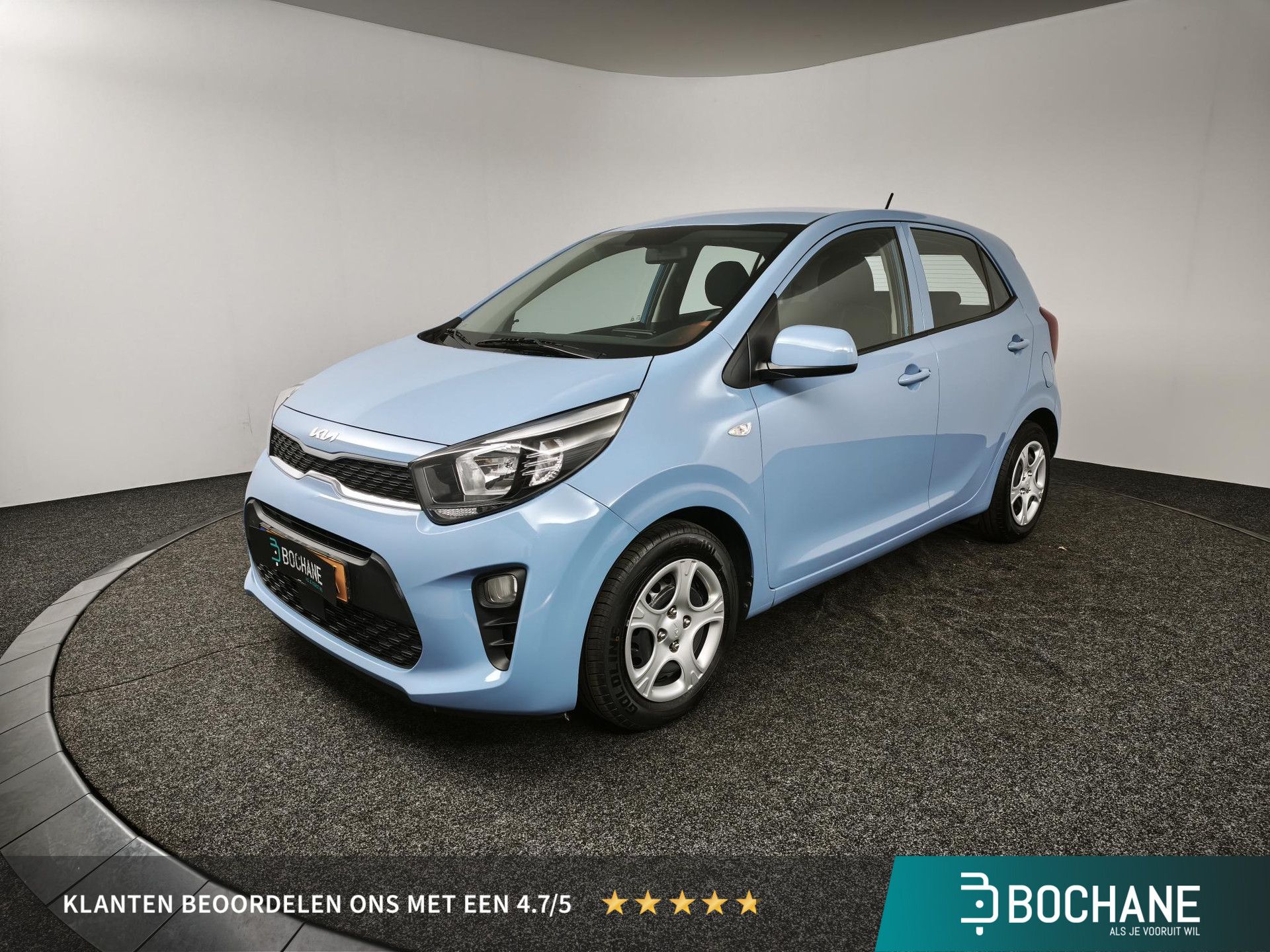 Kia Picanto met kenteken P-567-SX – vooraanzicht