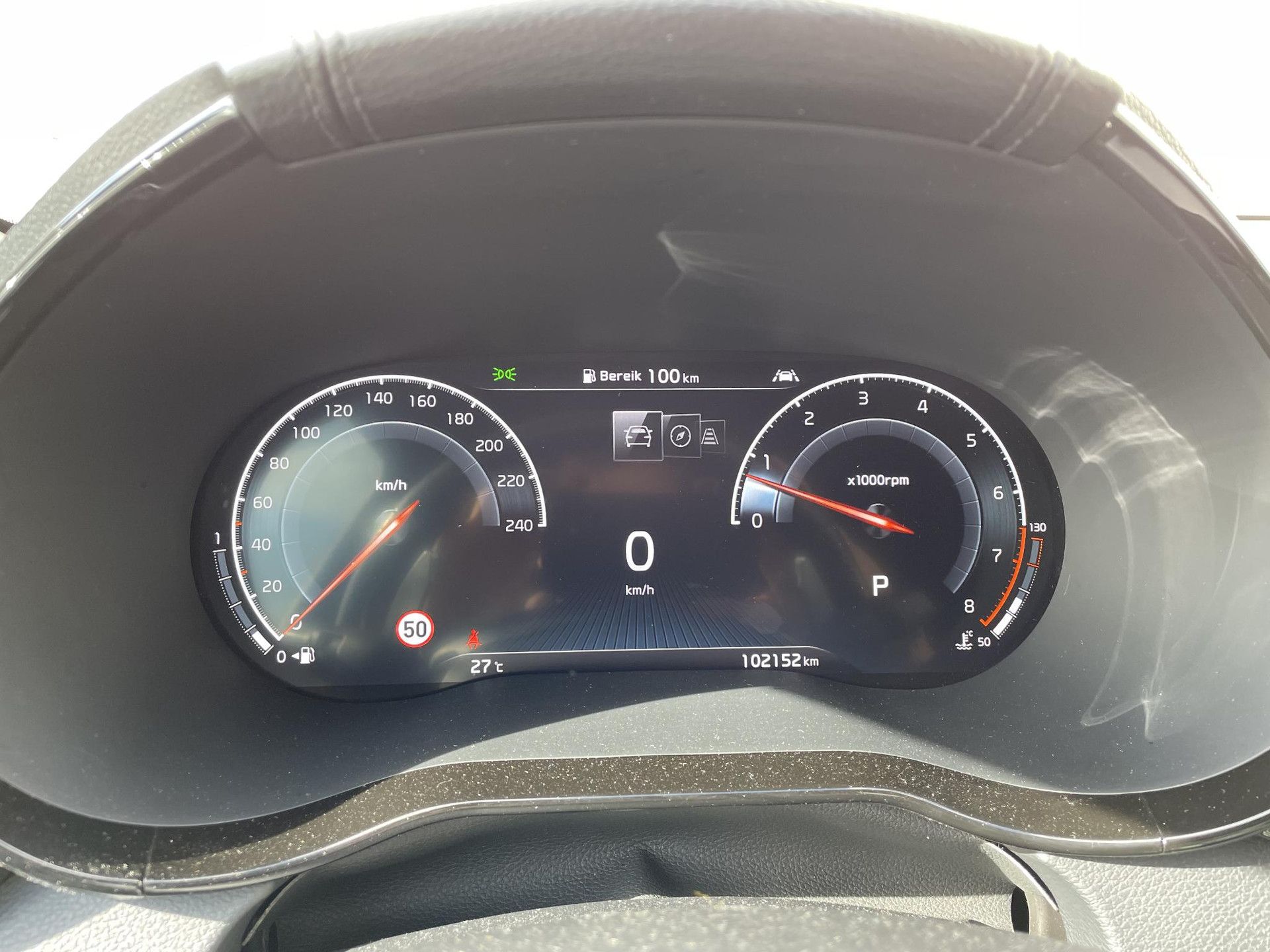 Kia ProCeed met kenteken J-057-KB – dashboard