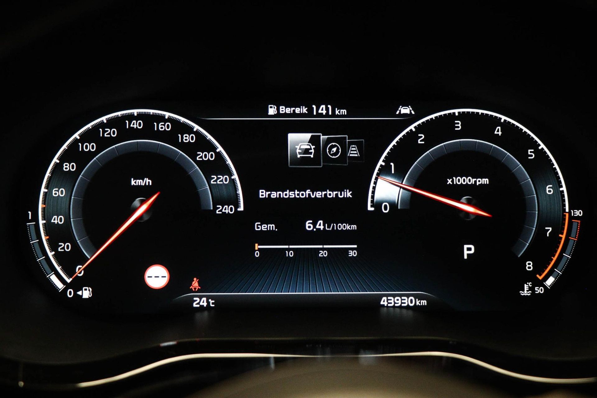 Kia ProCeed met kenteken JHG-81-K – dashboard
