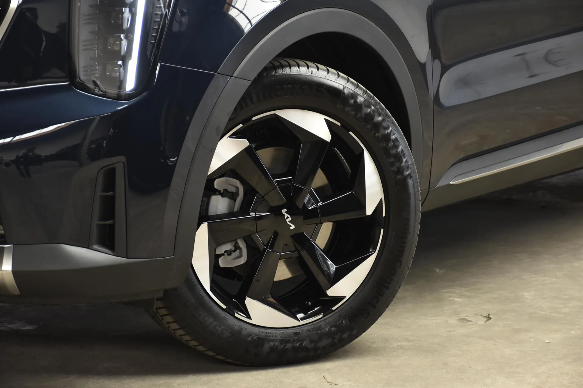 Kia Sorento met kenteken 70052 – interieur