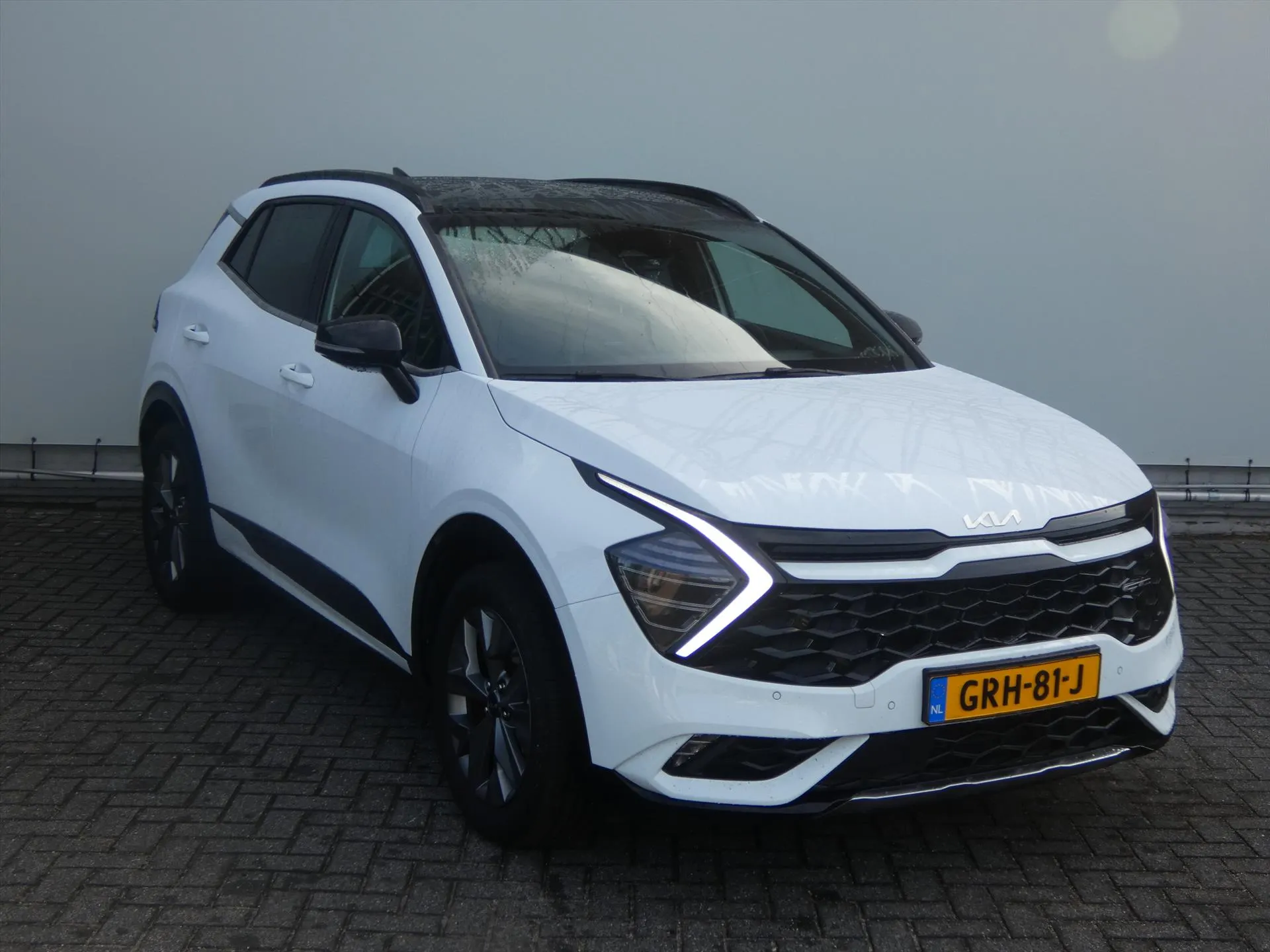 Kia Sportage met kenteken GRH-81-J – interieur